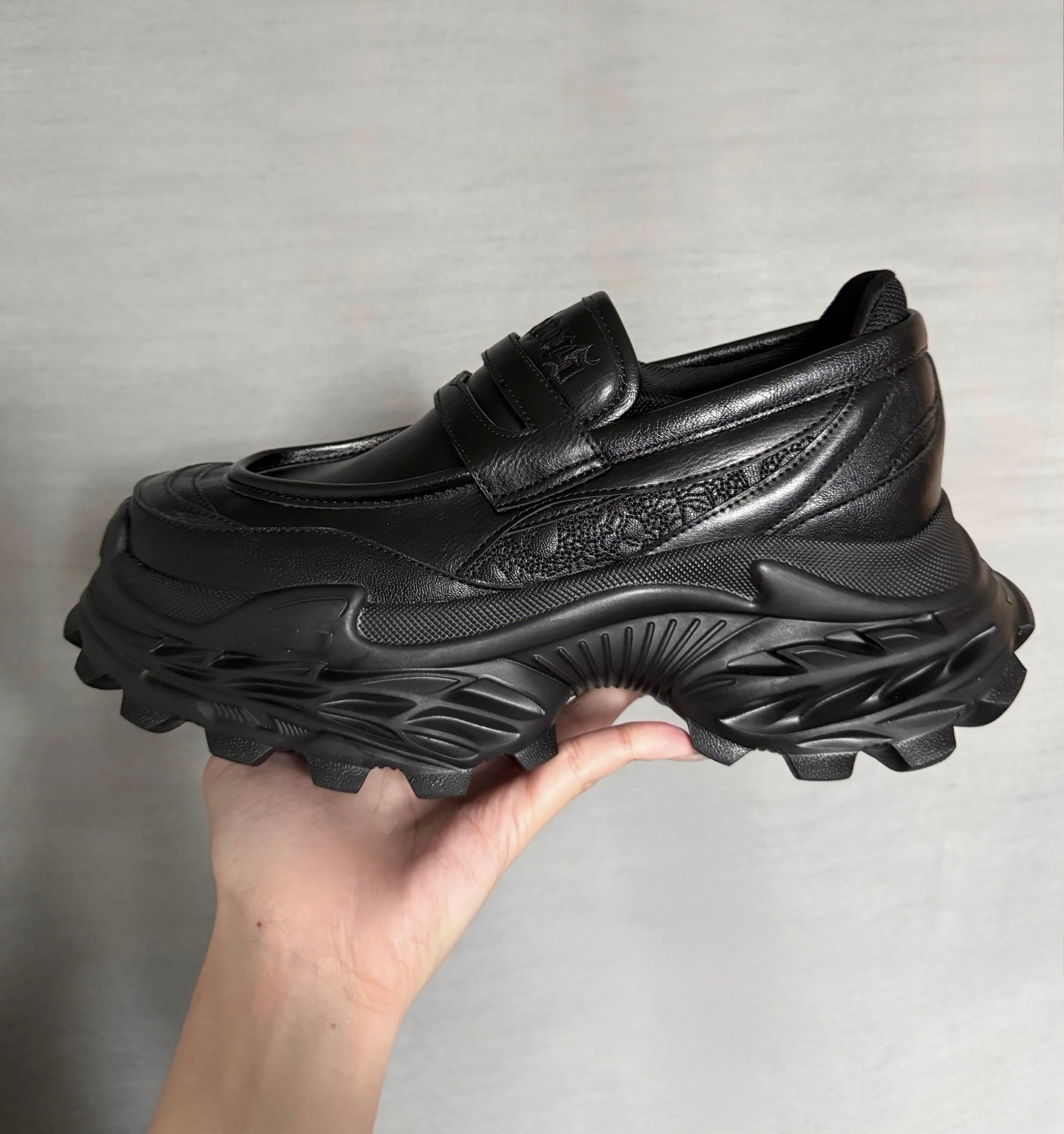 【受注生産】gibous snake scorpion sneaker loafers