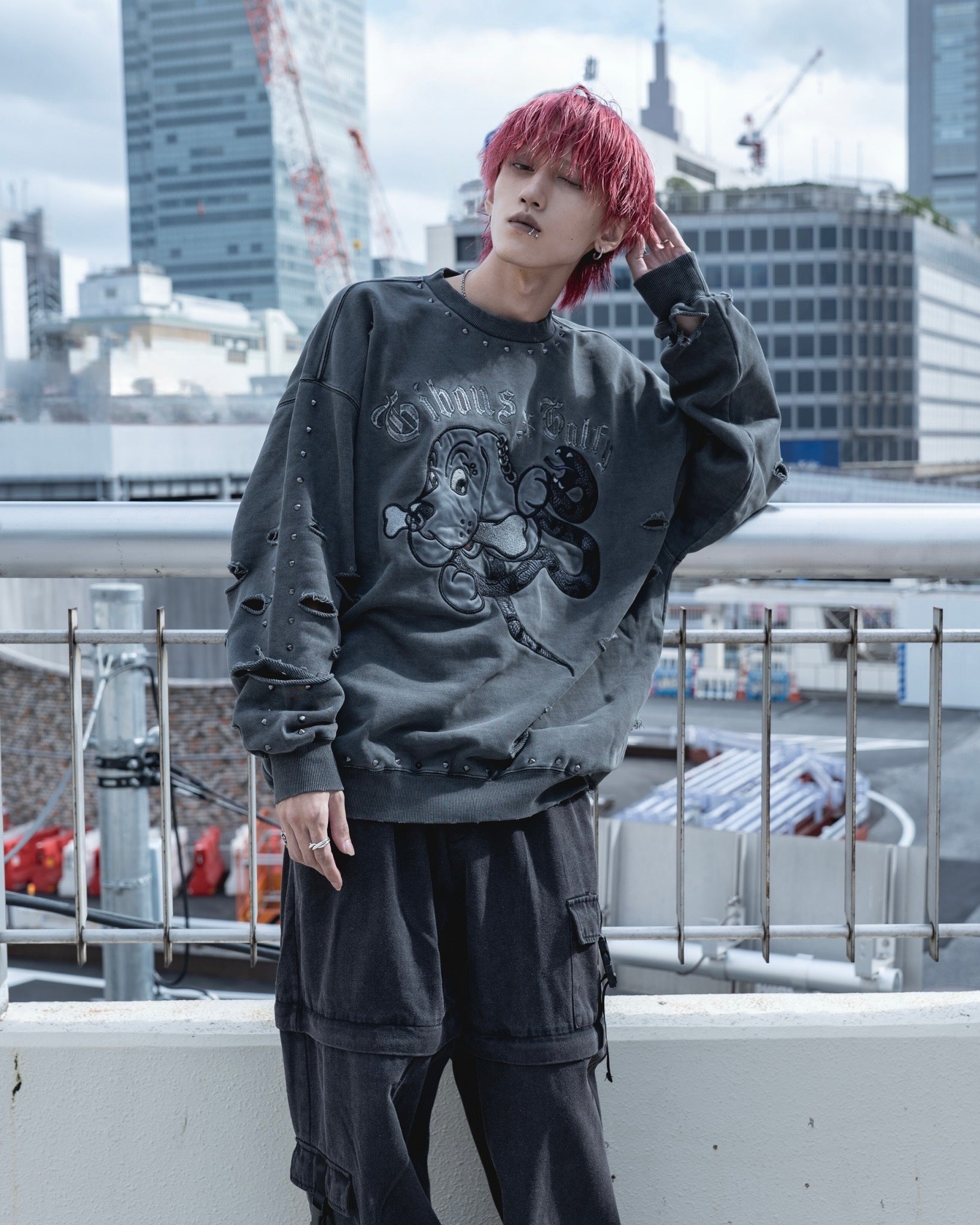 【受注生産】gibous×GALFY snake dog damage studs trainer ink black