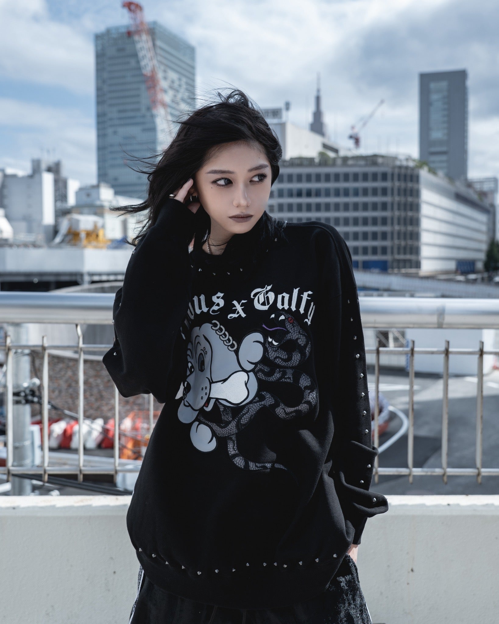 【受注生産】gibous×GALFY snake dog damage studs trainer black