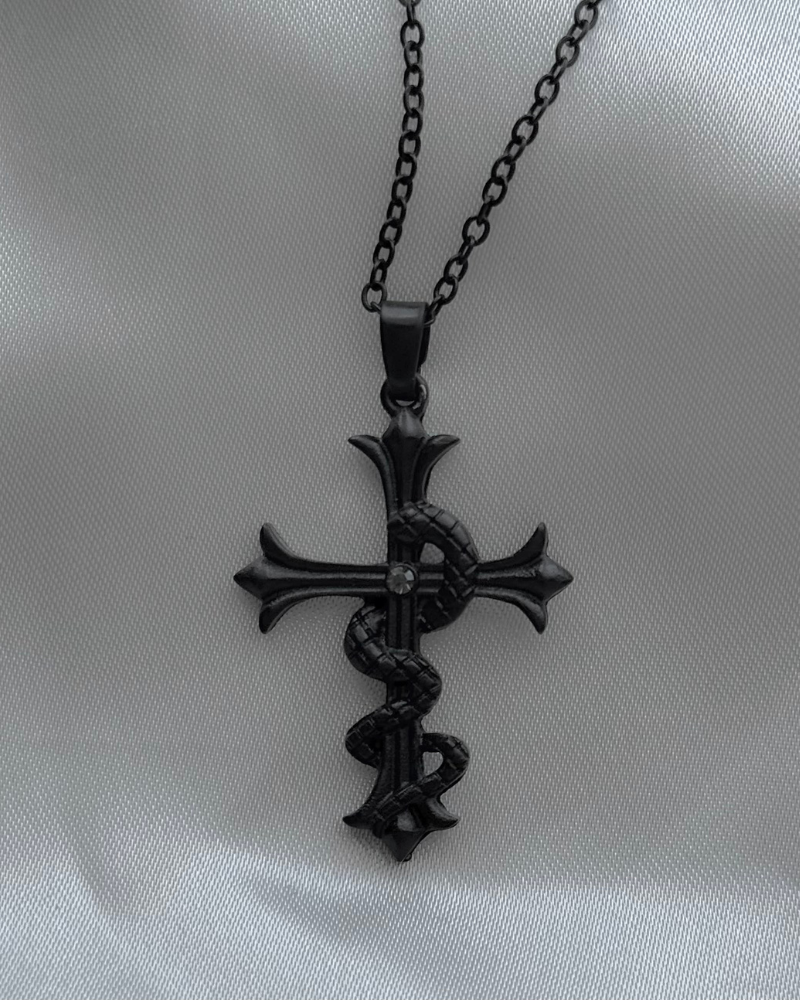 【再販】gibous snake cross necklace black