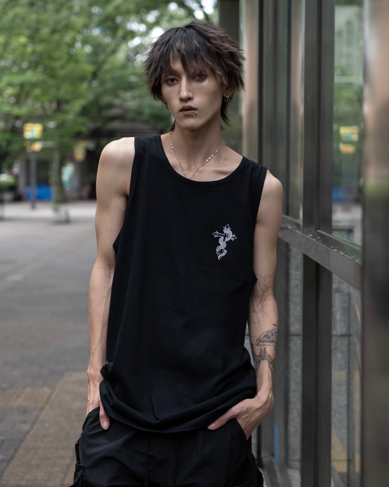 gibous snake cross tanktop black