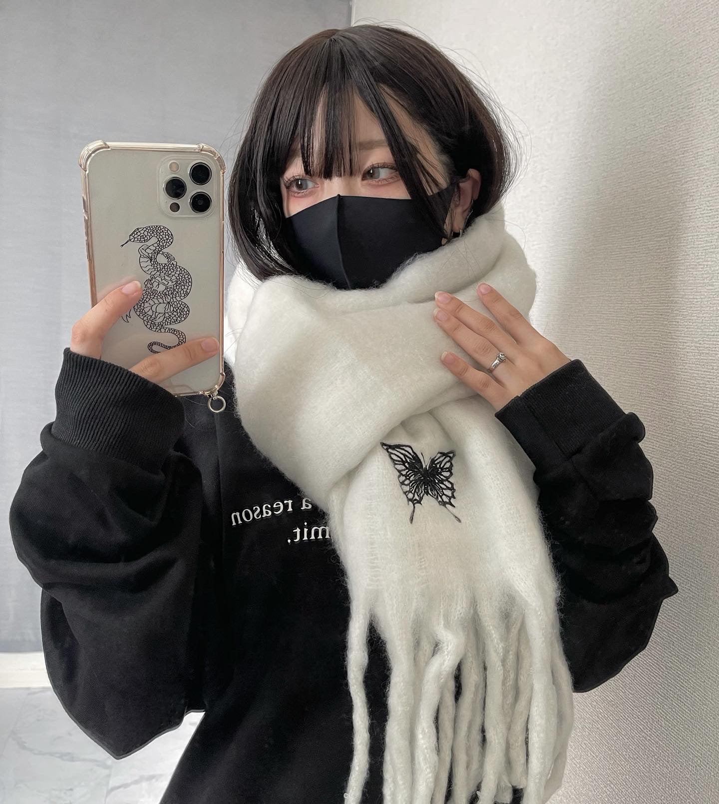 【再販】gibous fluffy scarf snow white