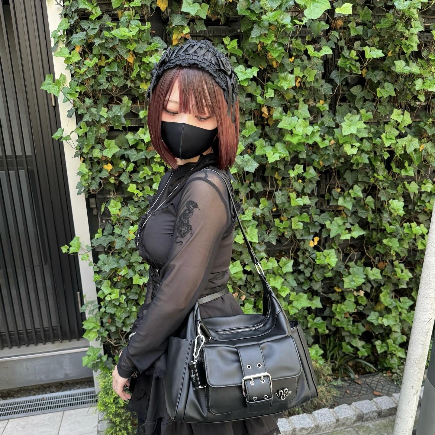 【再販】gibous snake bone belt shoulder bag