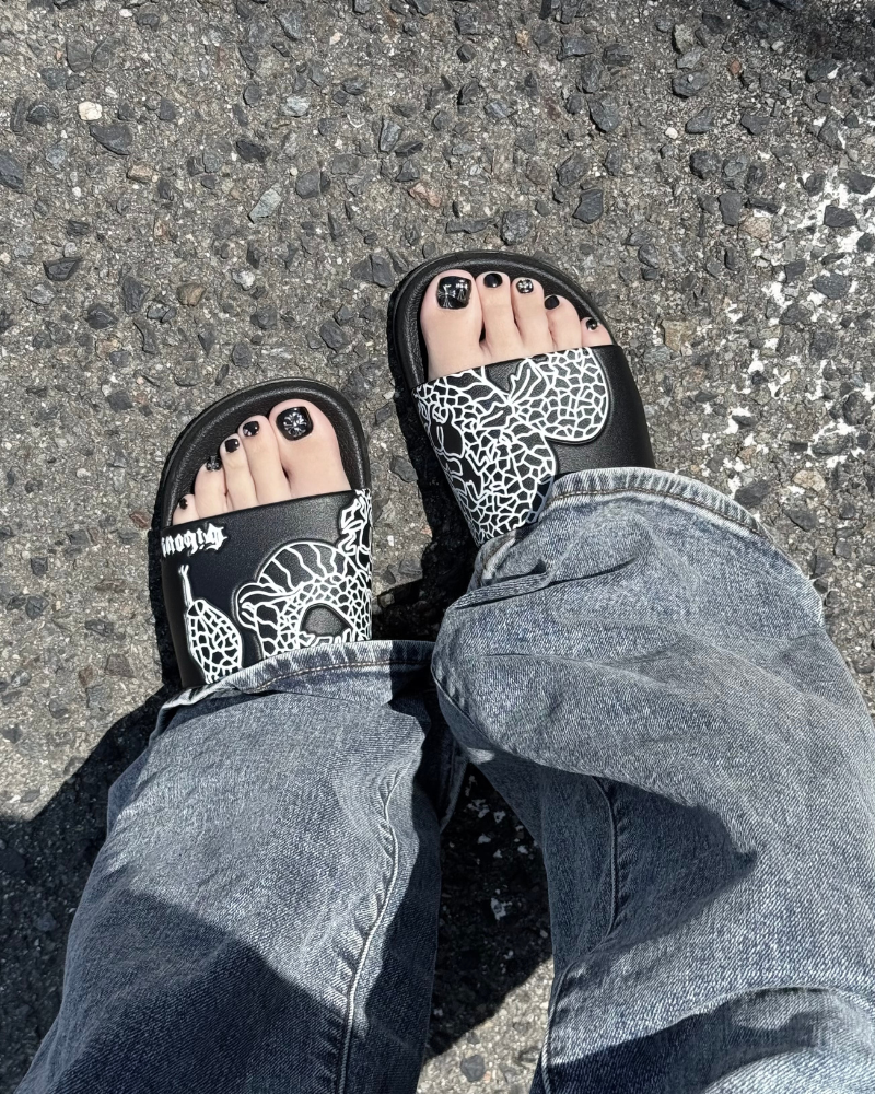 再販】gibous gothic logo snake scorpion shower sandals