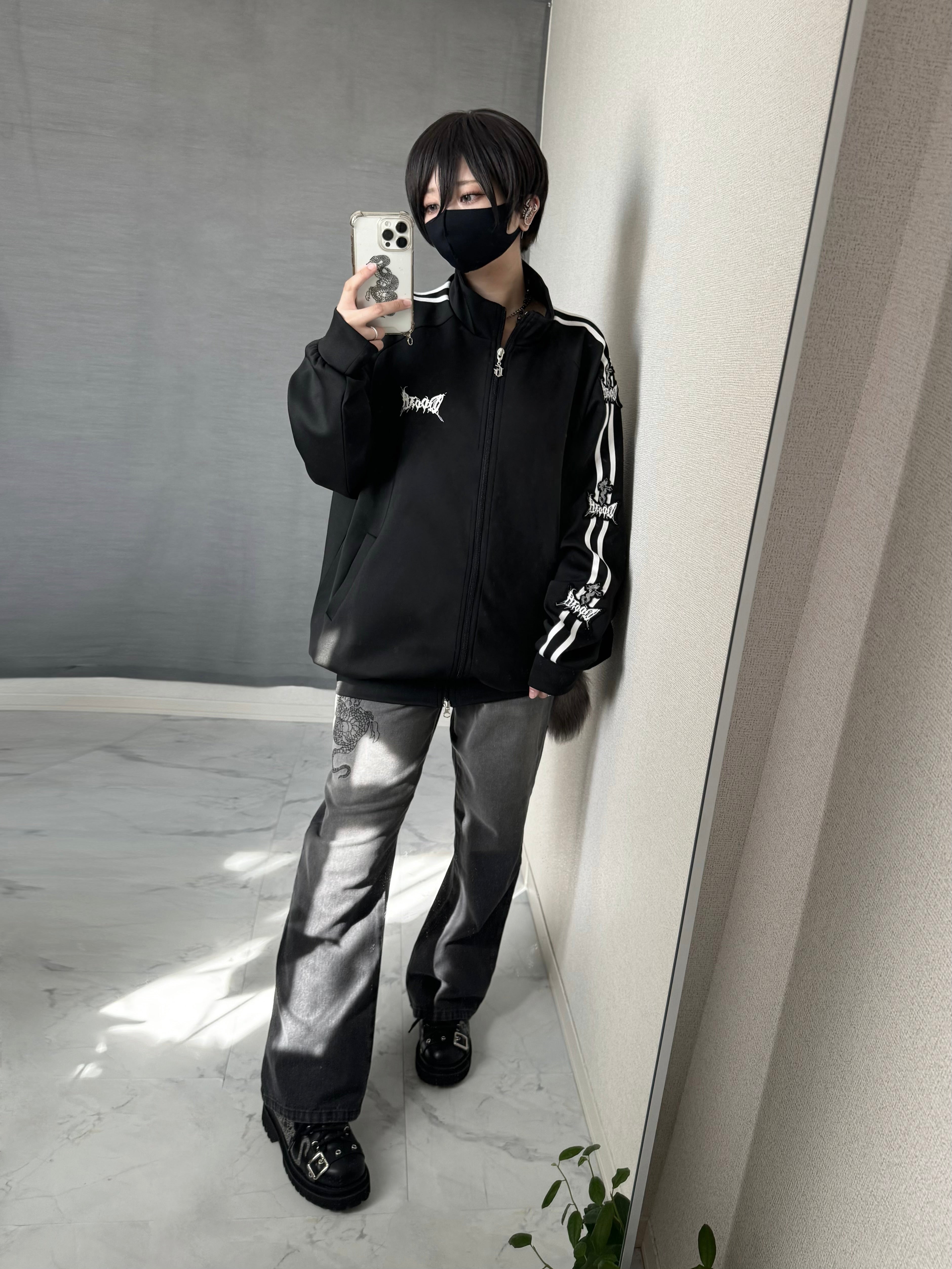 【再販】gibous snake scorpion smokey gradation denim