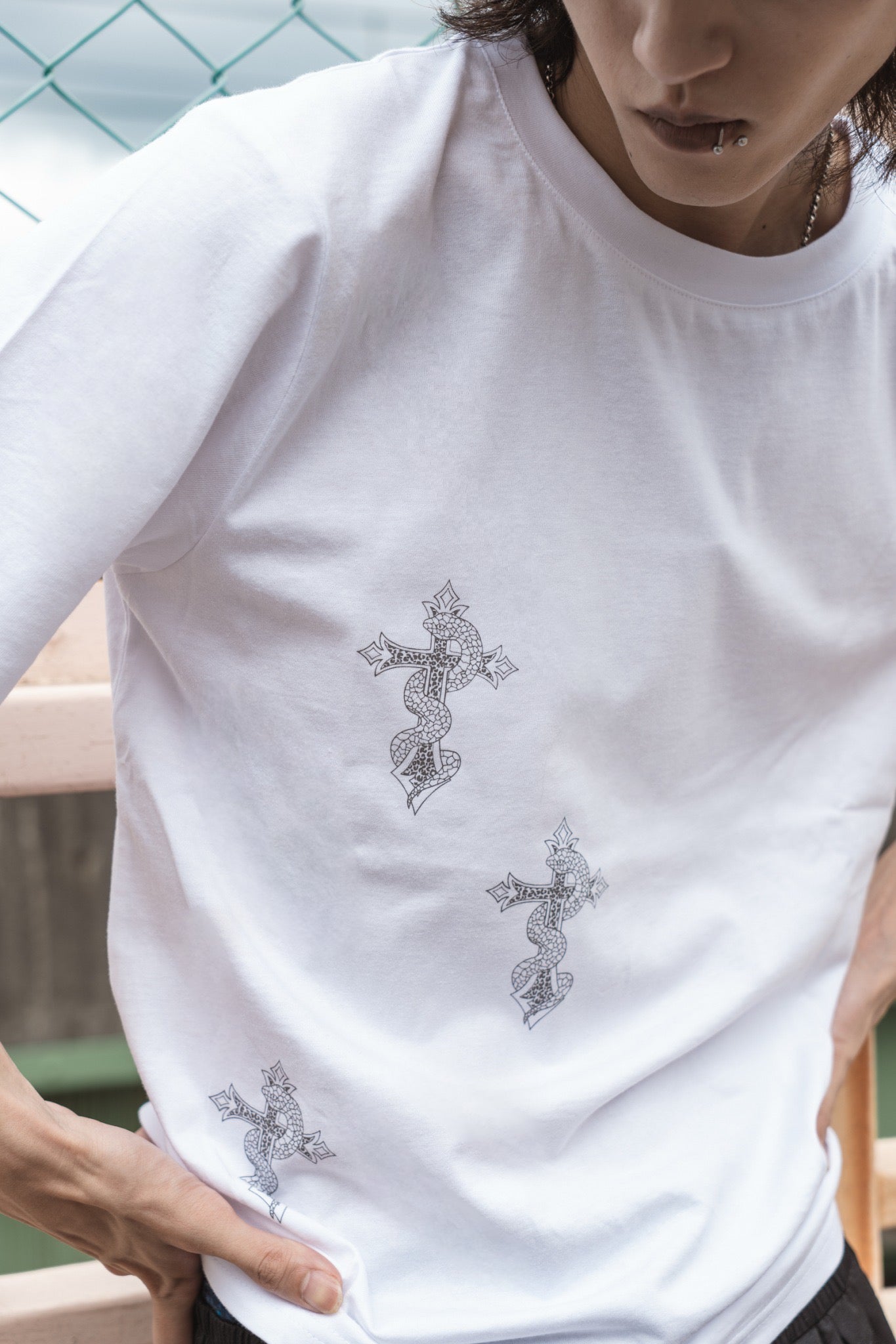 gibous random snake cross t shirt white