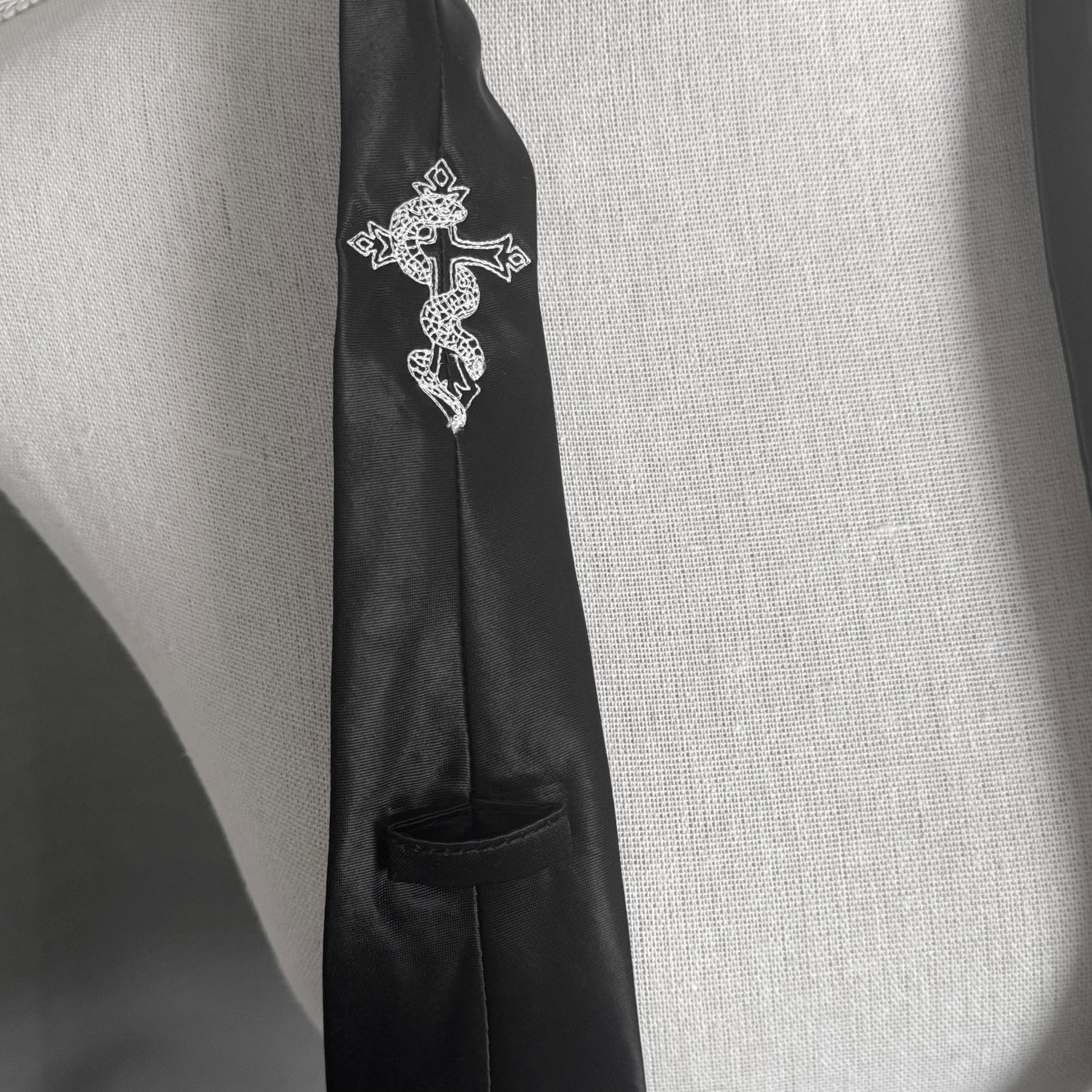 gibous snake cross necktie