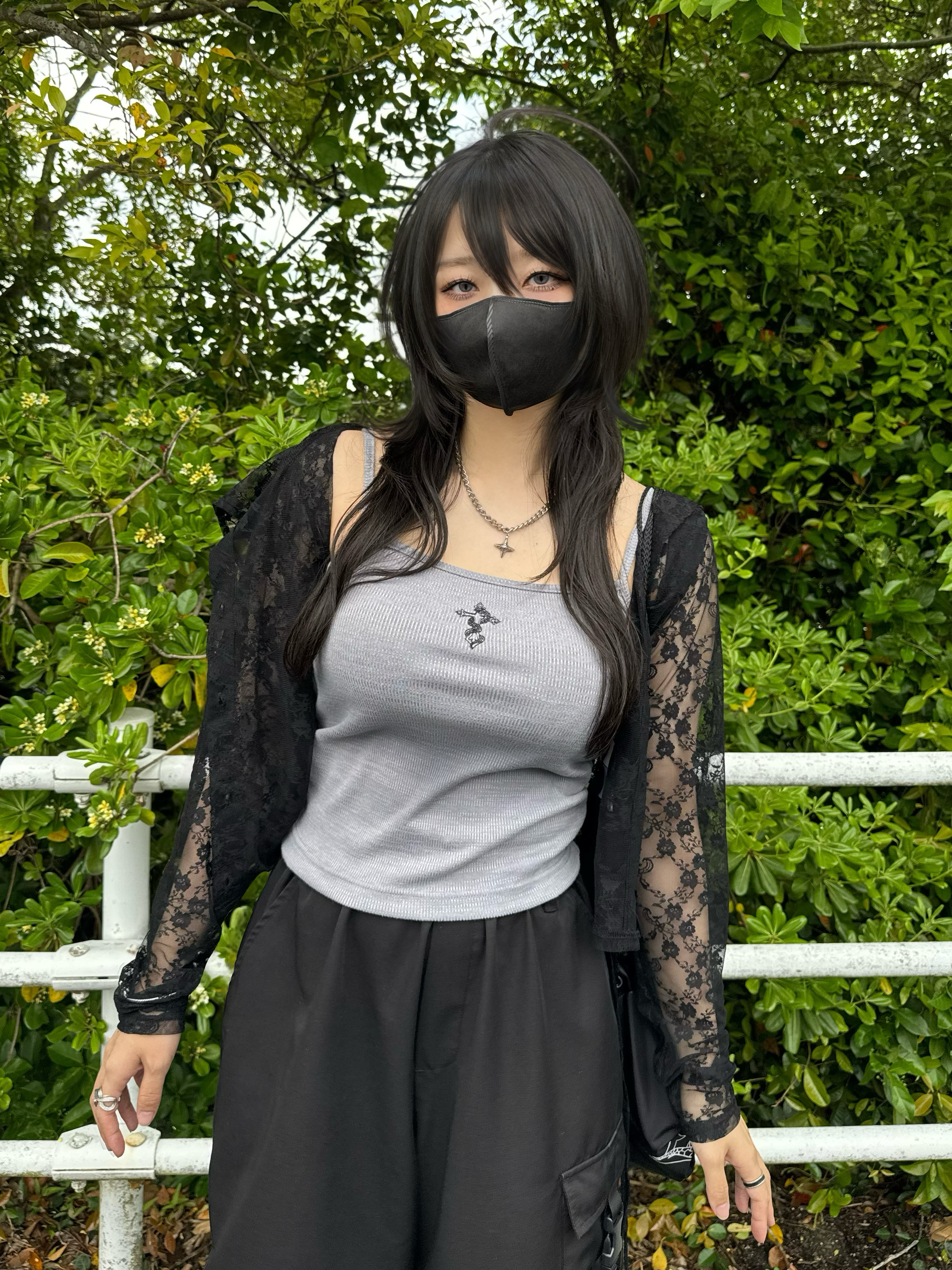 gibous snake cross camisole gray