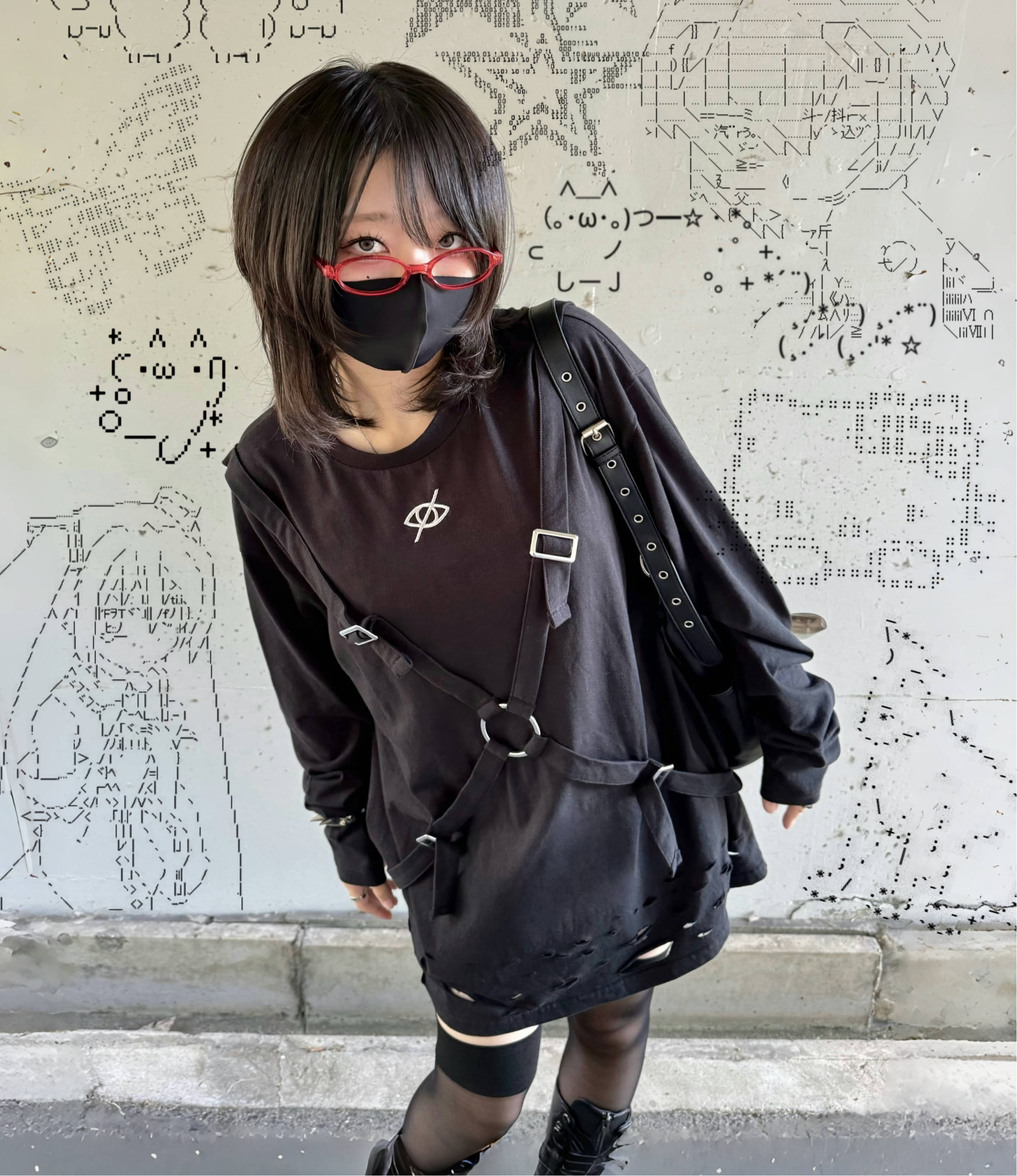 gibous×kry cross belt long t shirt
