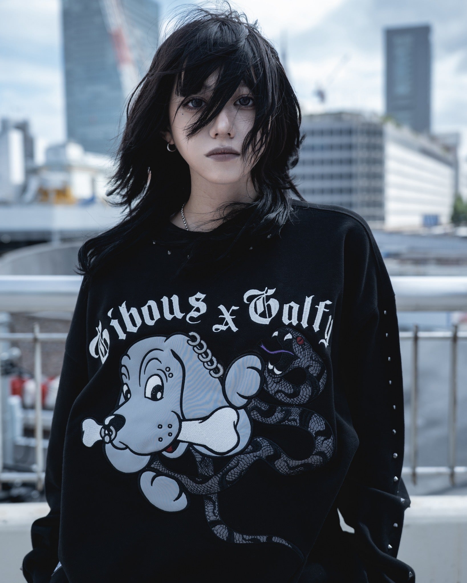【受注生産】gibous×GALFY snake dog damage studs trainer black