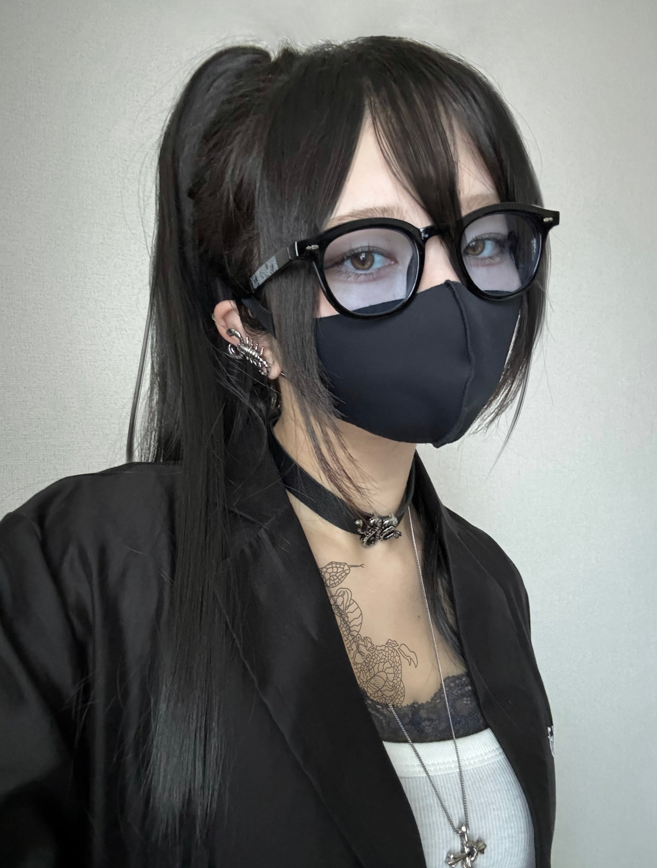 gibous snake bone choker