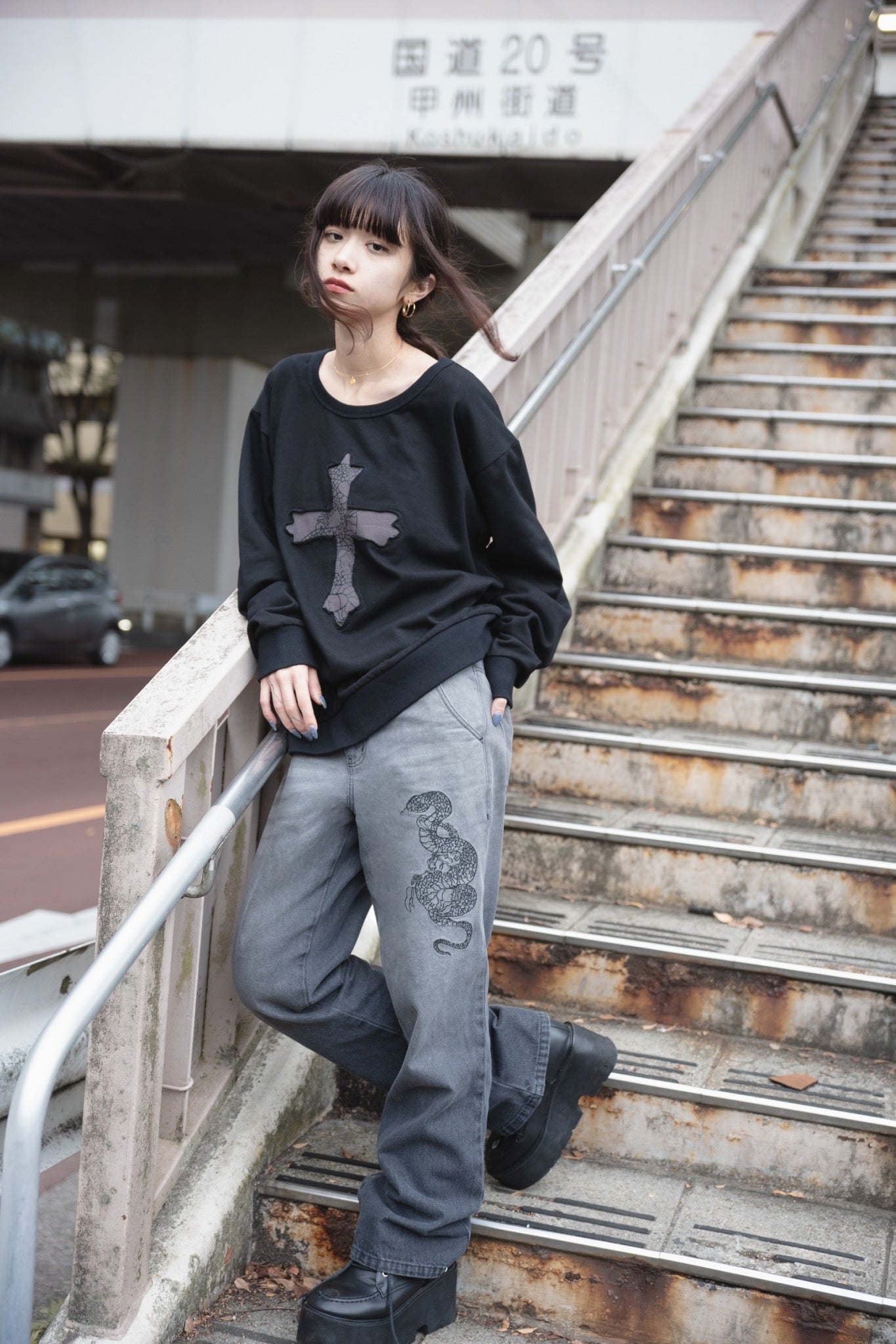 【再販】gibous snake scorpion smokey gradation denim