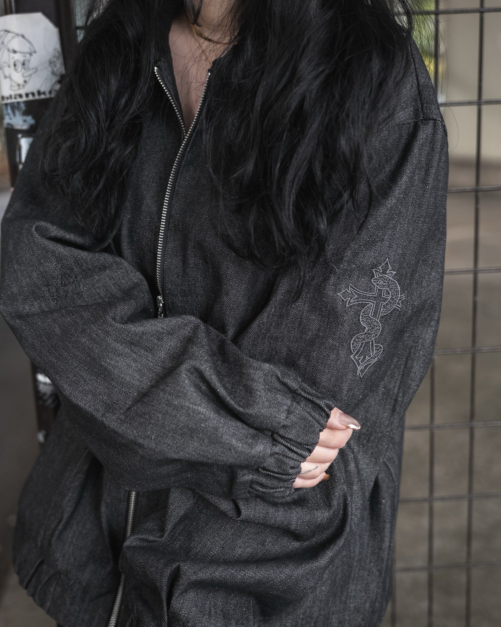 gibous snake cross corduroy denim jacket