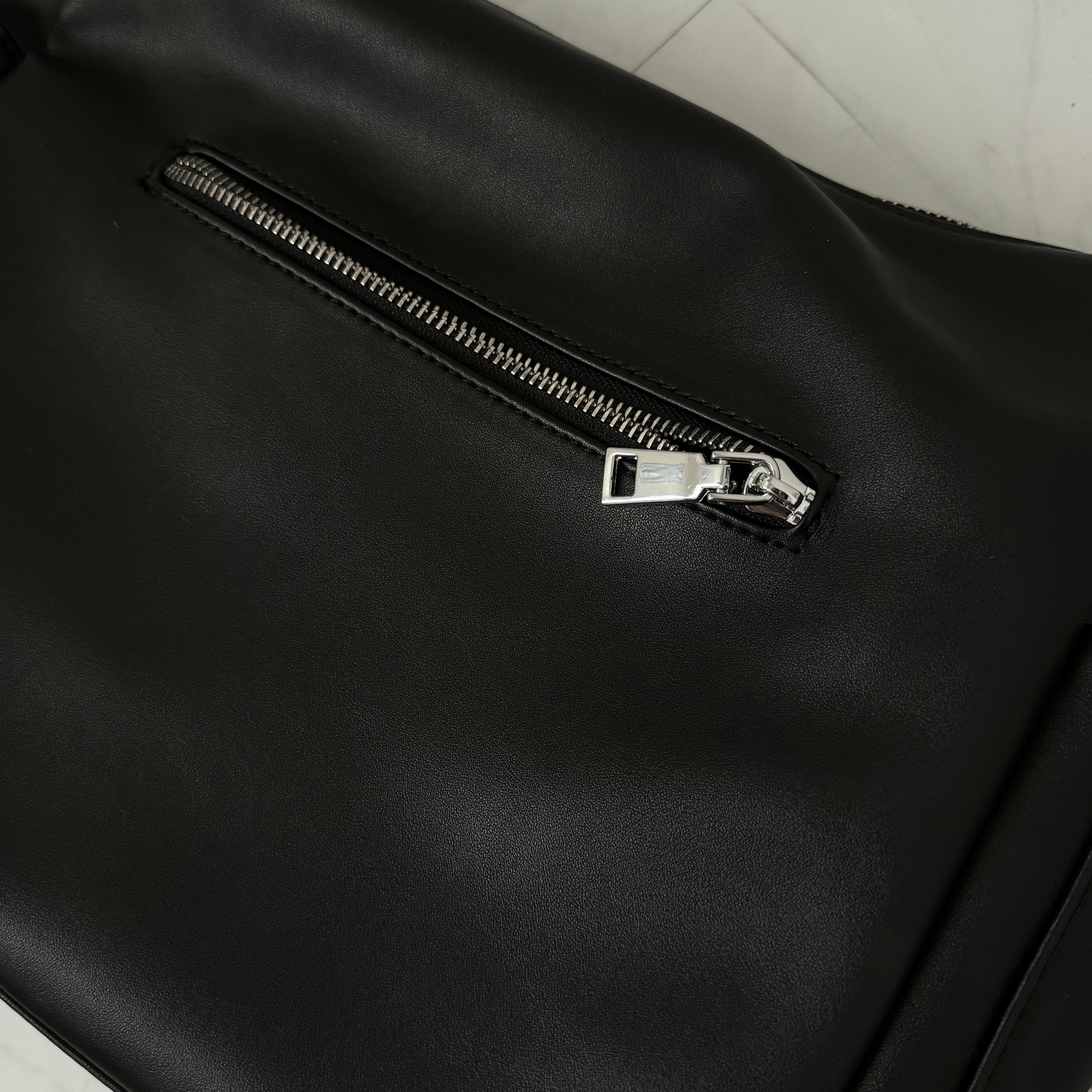 【再販】gibous snake bone belt shoulder bag