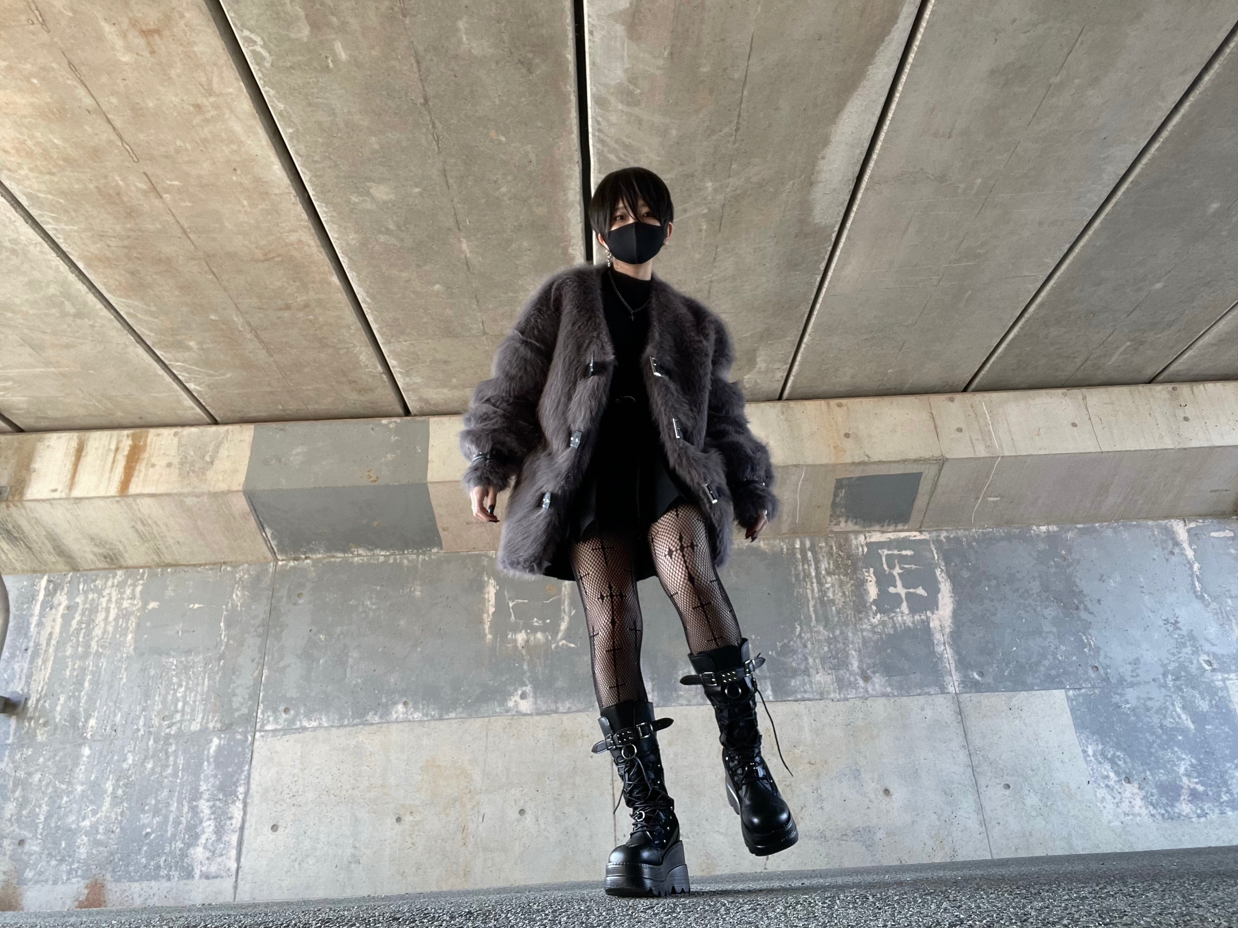 gibous×dependoll fur belt outer gray
