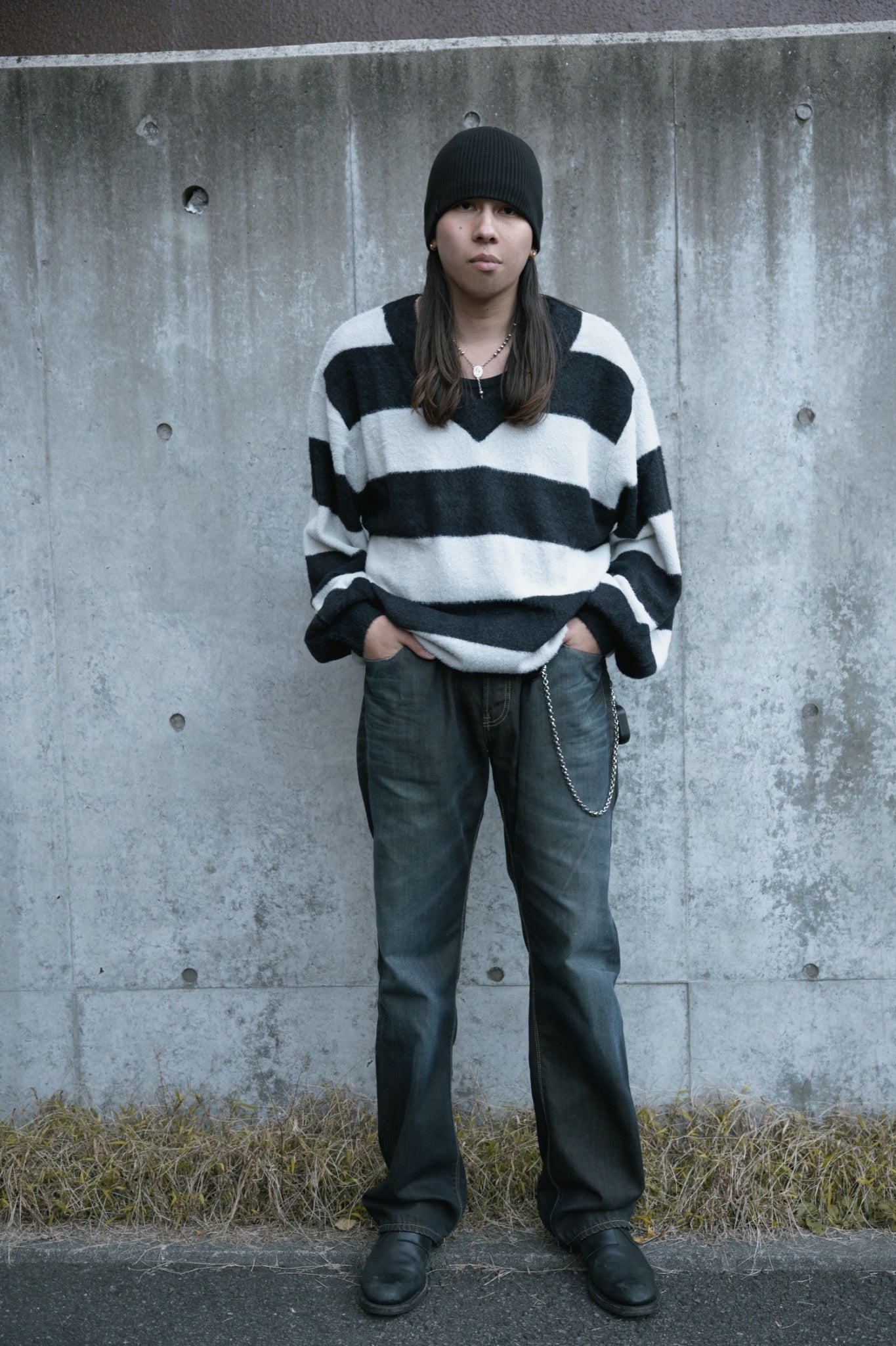 gibous shaggy border knit black×white