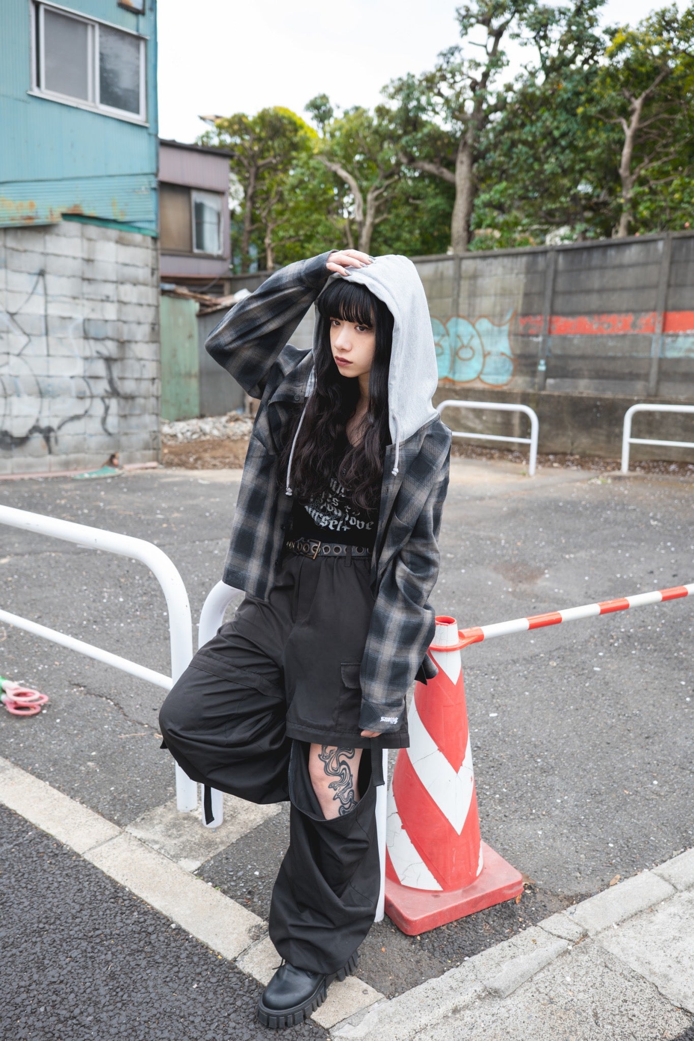 【再販】gibous snake scorpion check shirt hoodie