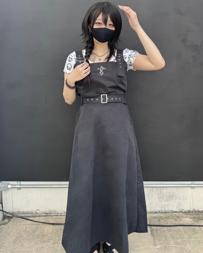 gibous snake cross jumper long skirt