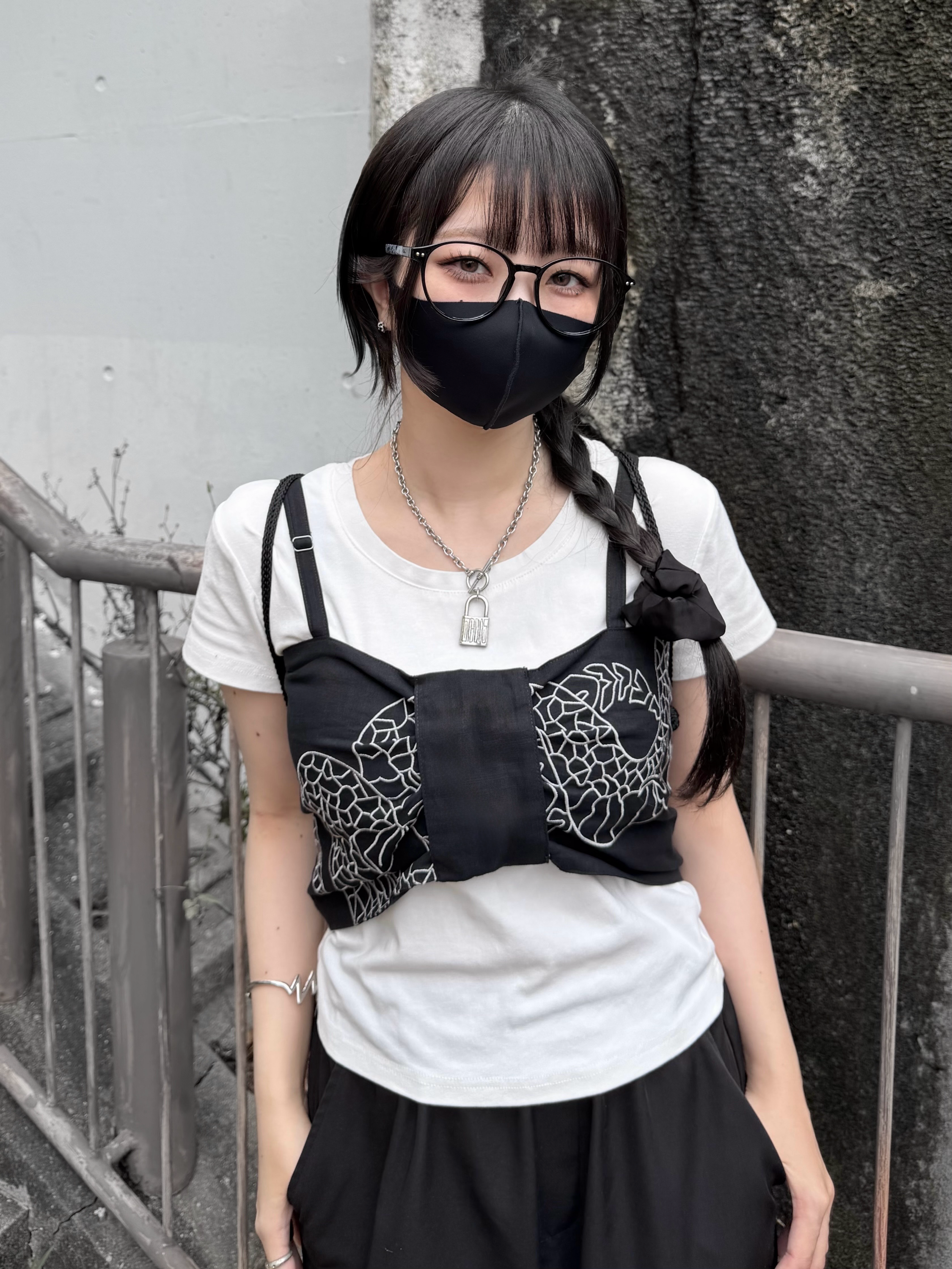 gibous snake scorpion ribbon bustier