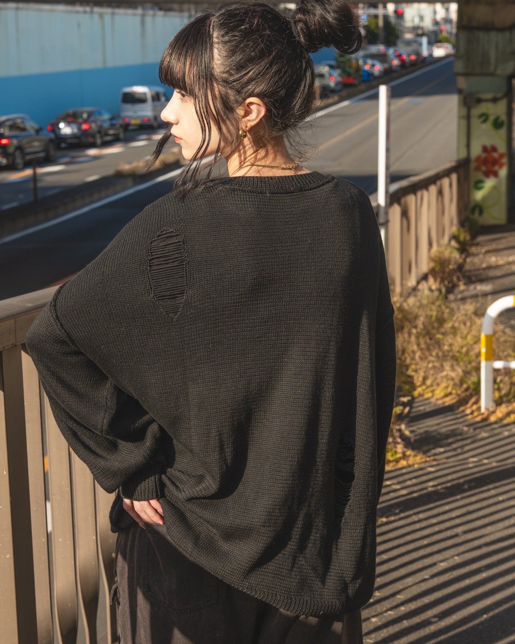 gibous snake cross wappen damage knit black