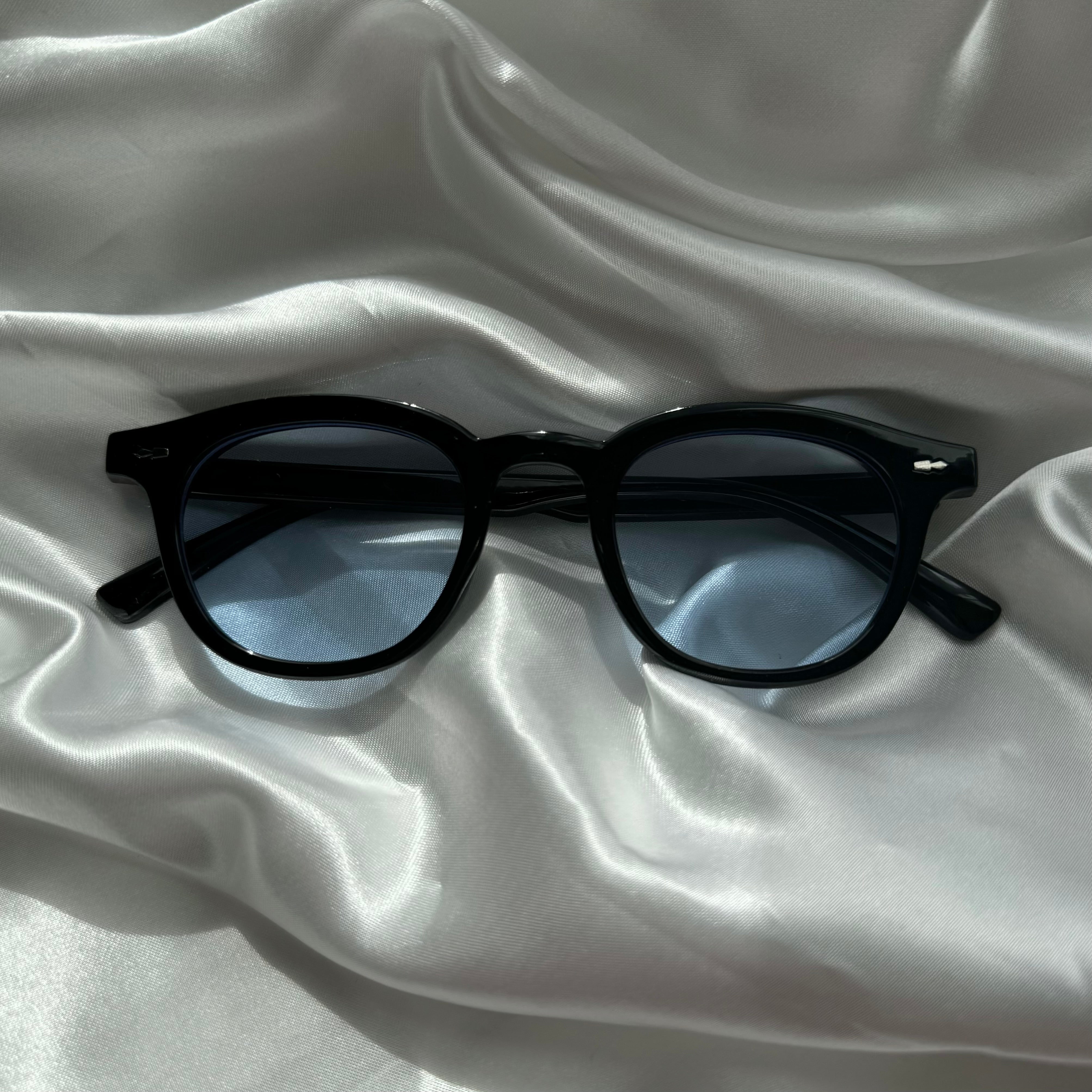【予約販売】gibous snake scorpion black rimmed sunglasses