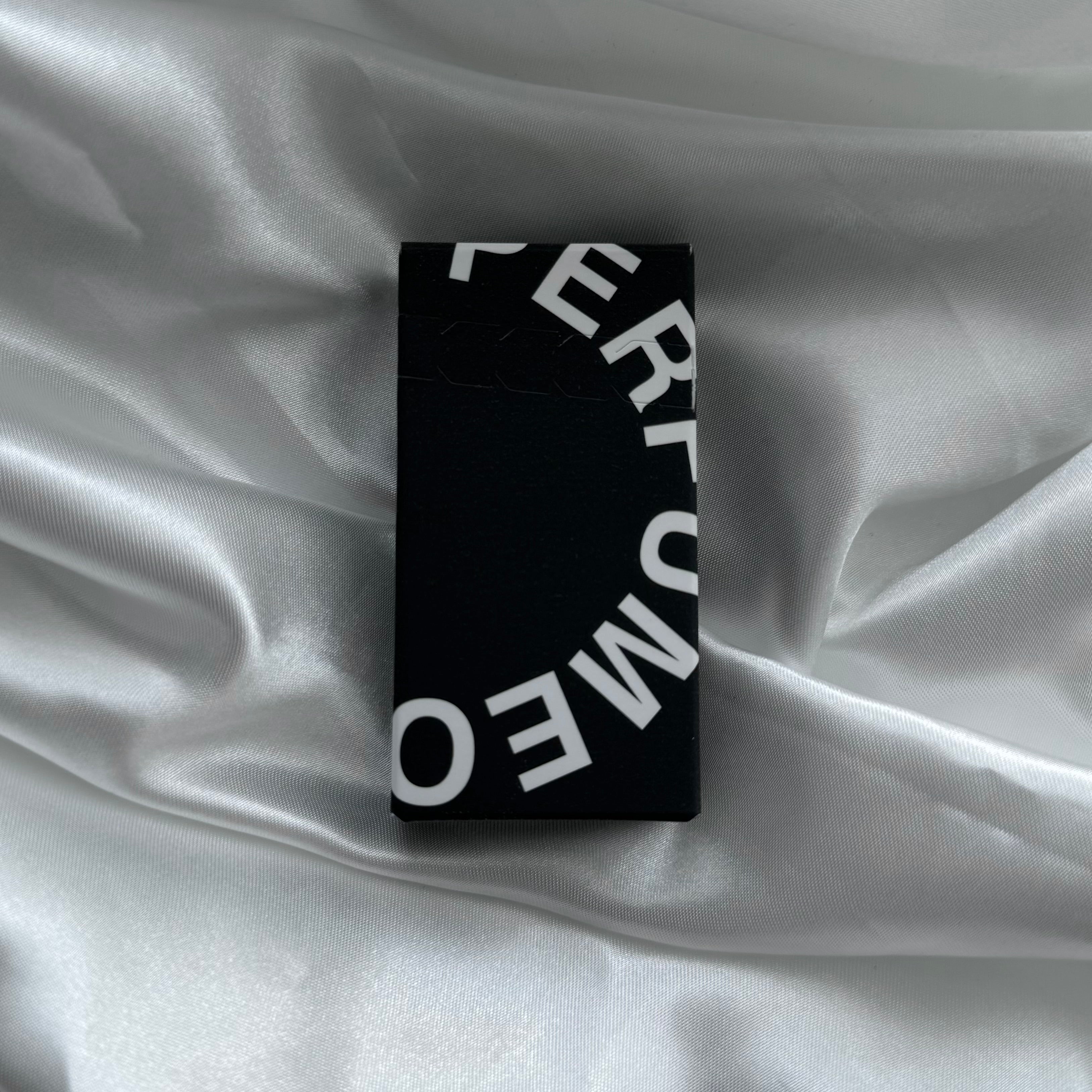 【再販】gibous original perfume oil