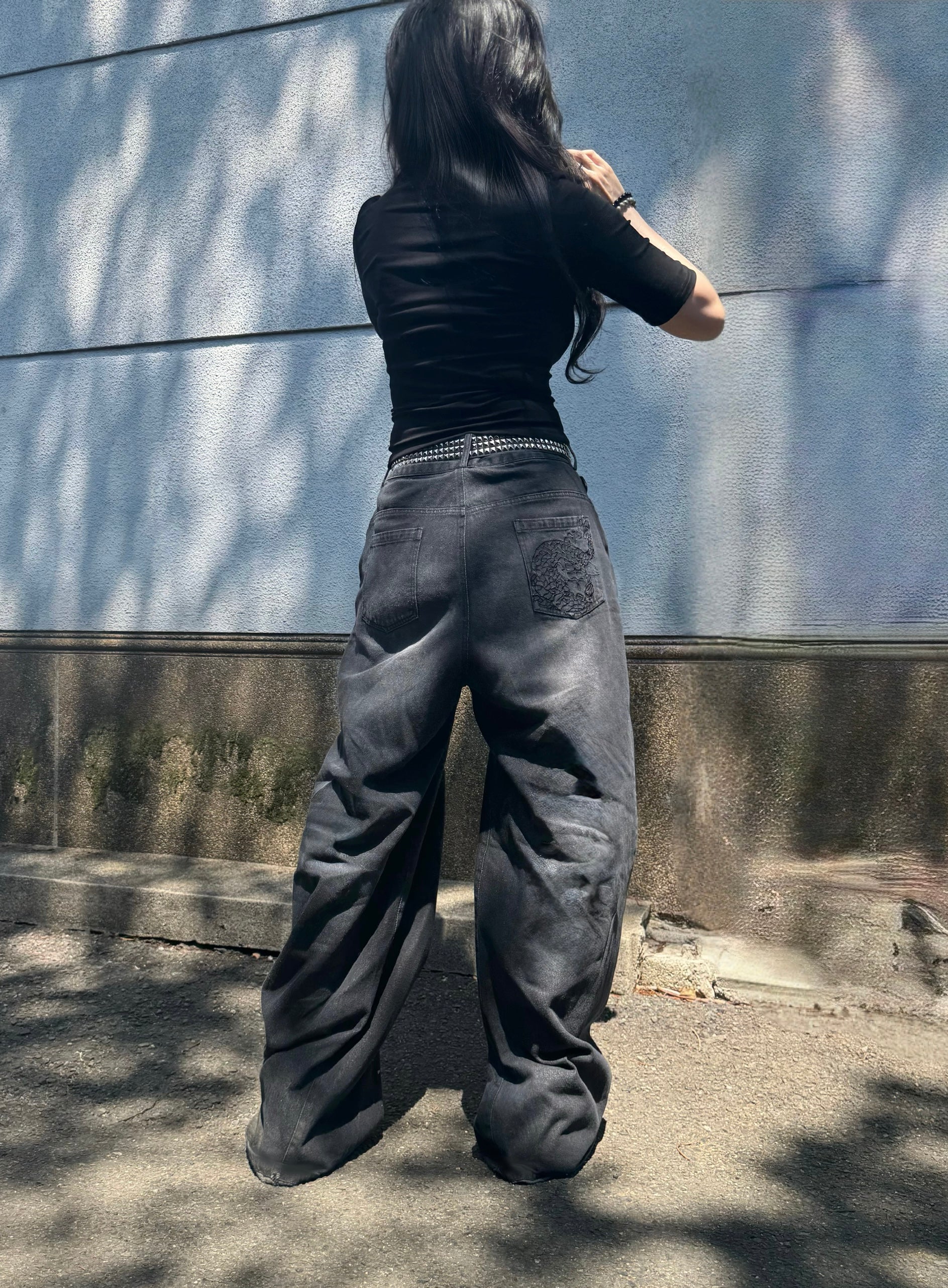 gibous snake scorpion pocket baggy pants
