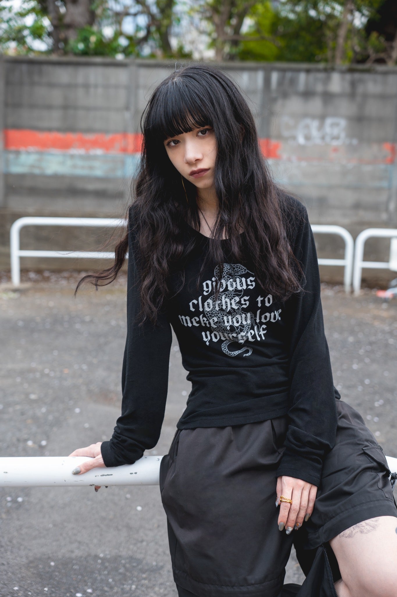 gibous snake scorpion waist shaping tops