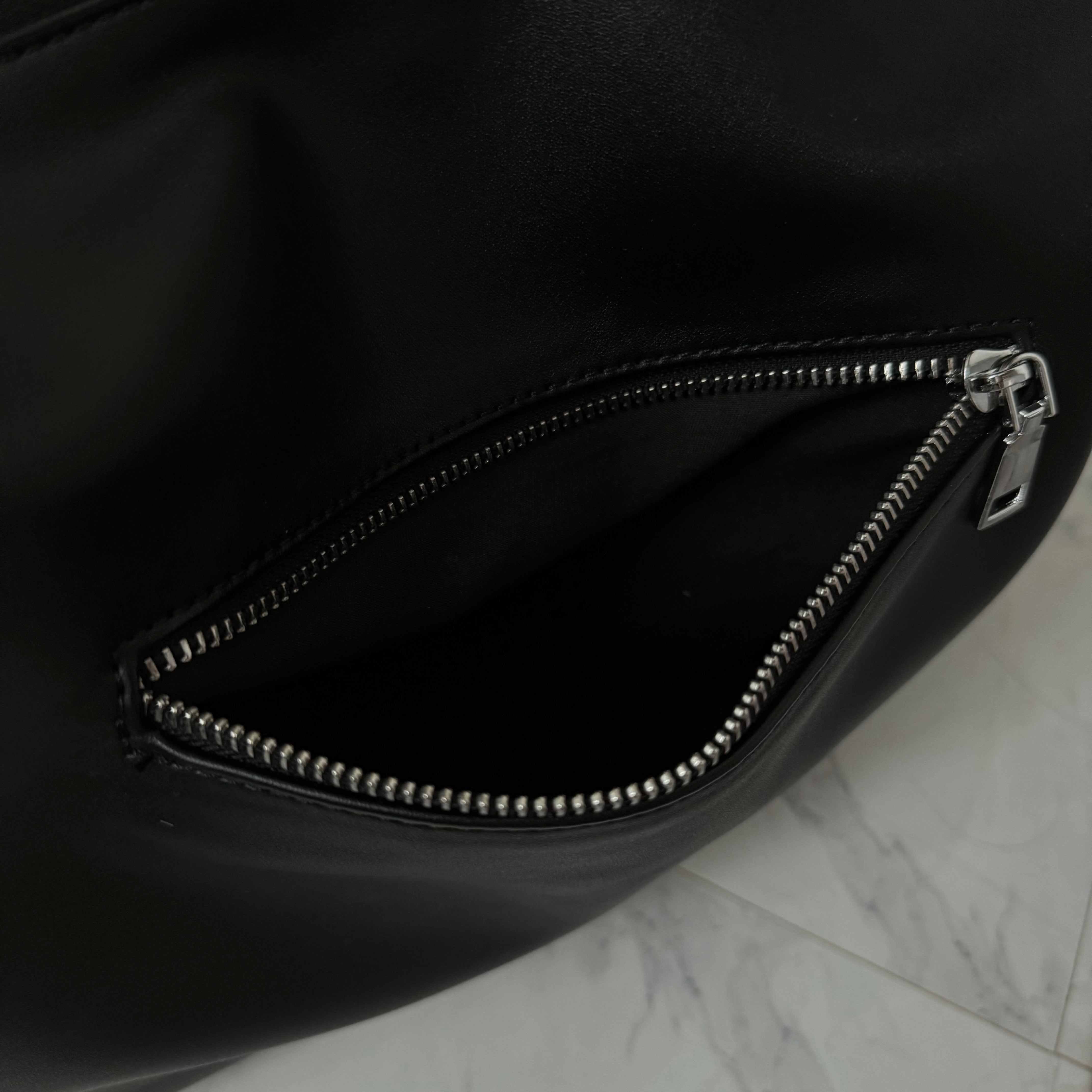 【再販】gibous snake bone belt shoulder bag