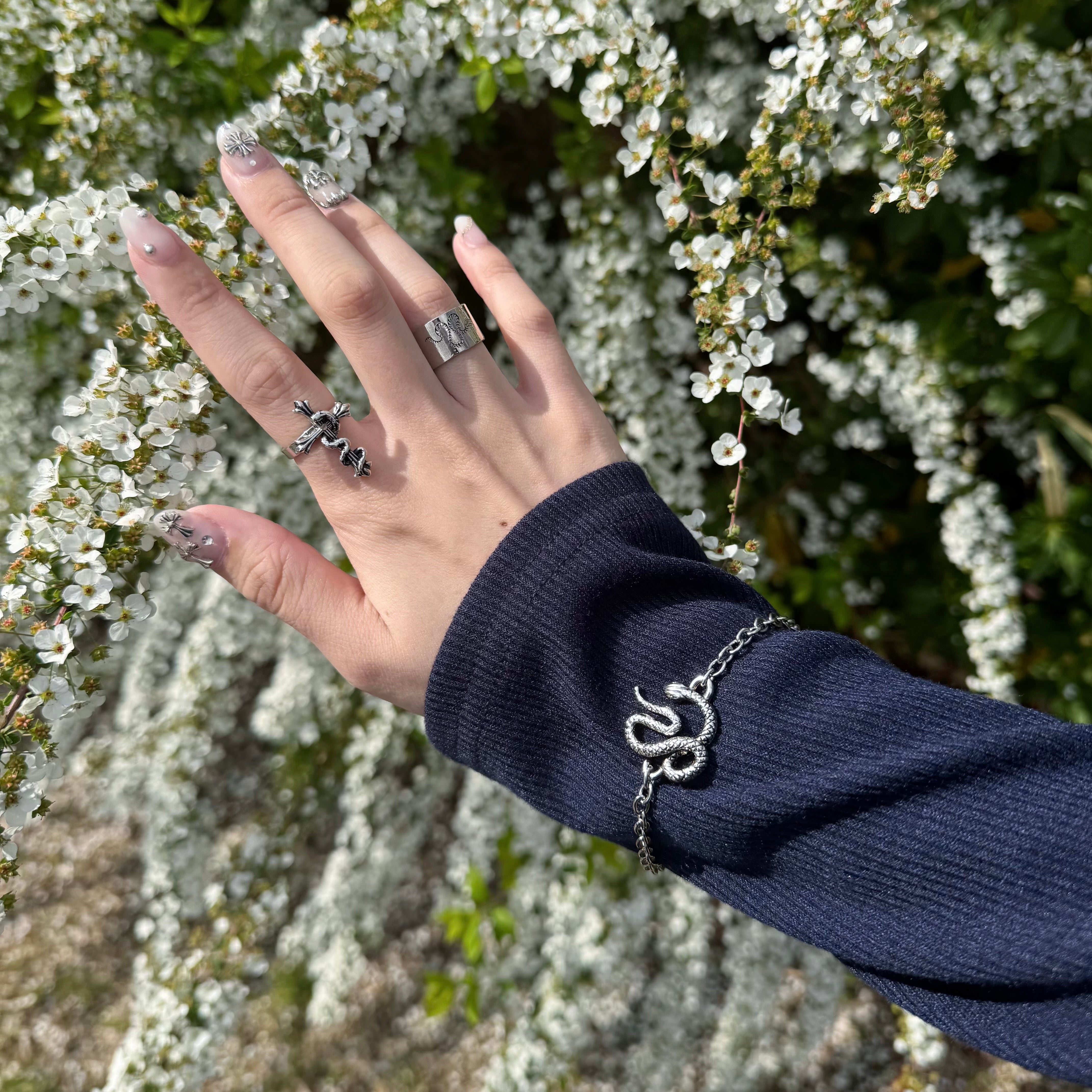 【再販】gibous snake bracelet