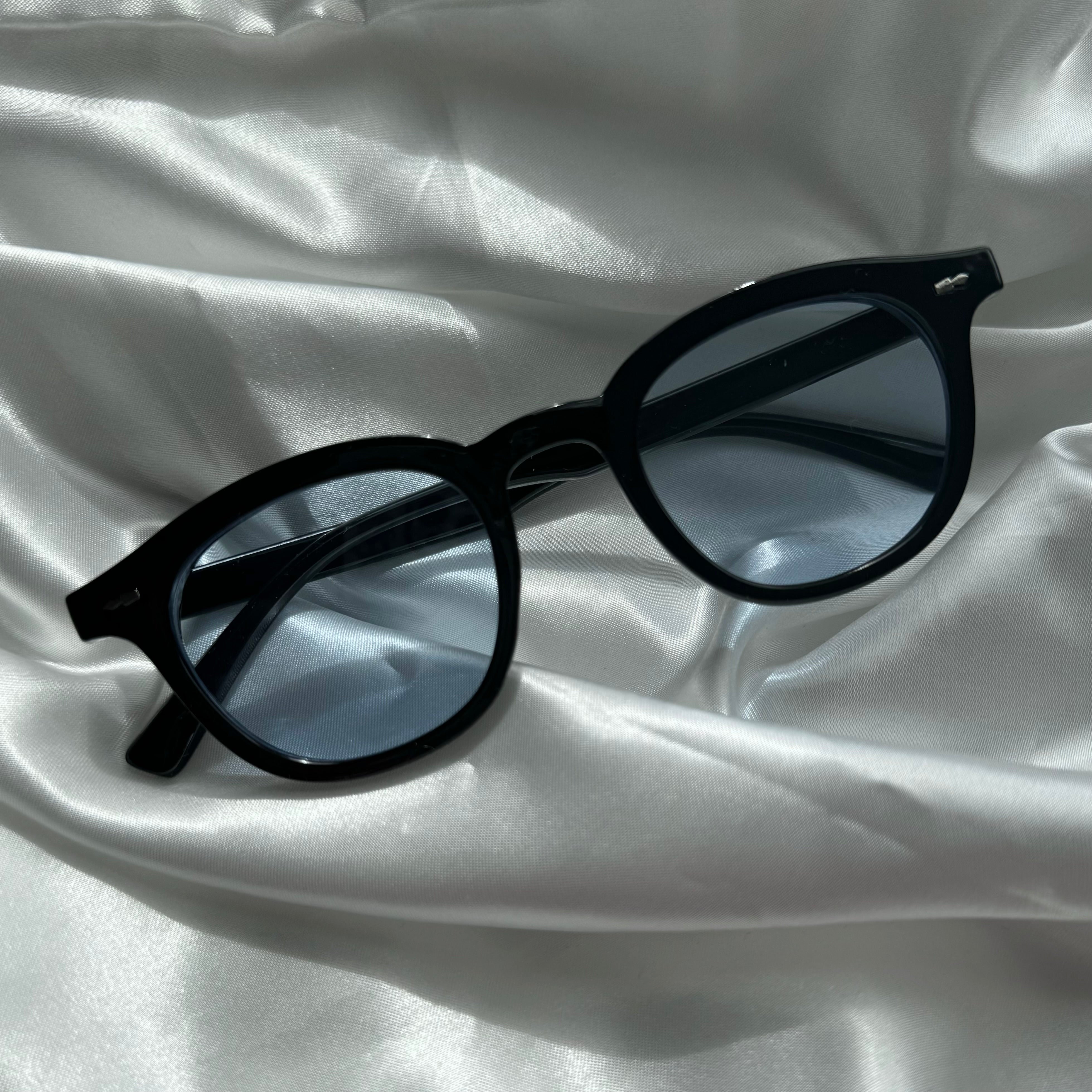 【予約販売】gibous snake scorpion black rimmed sunglasses
