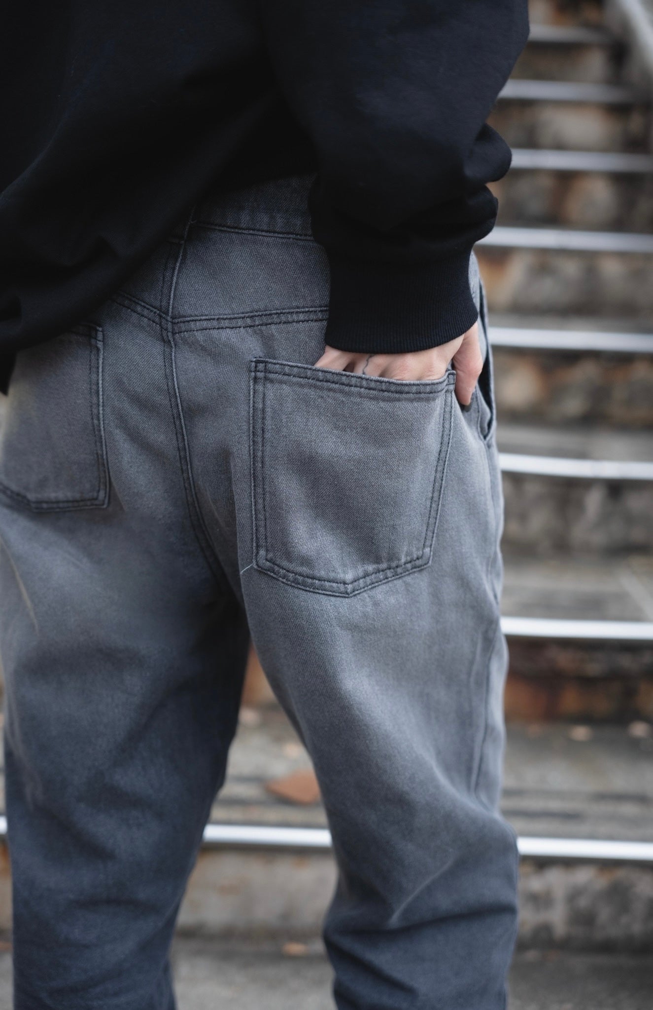 【再販】gibous snake scorpion smokey gradation denim