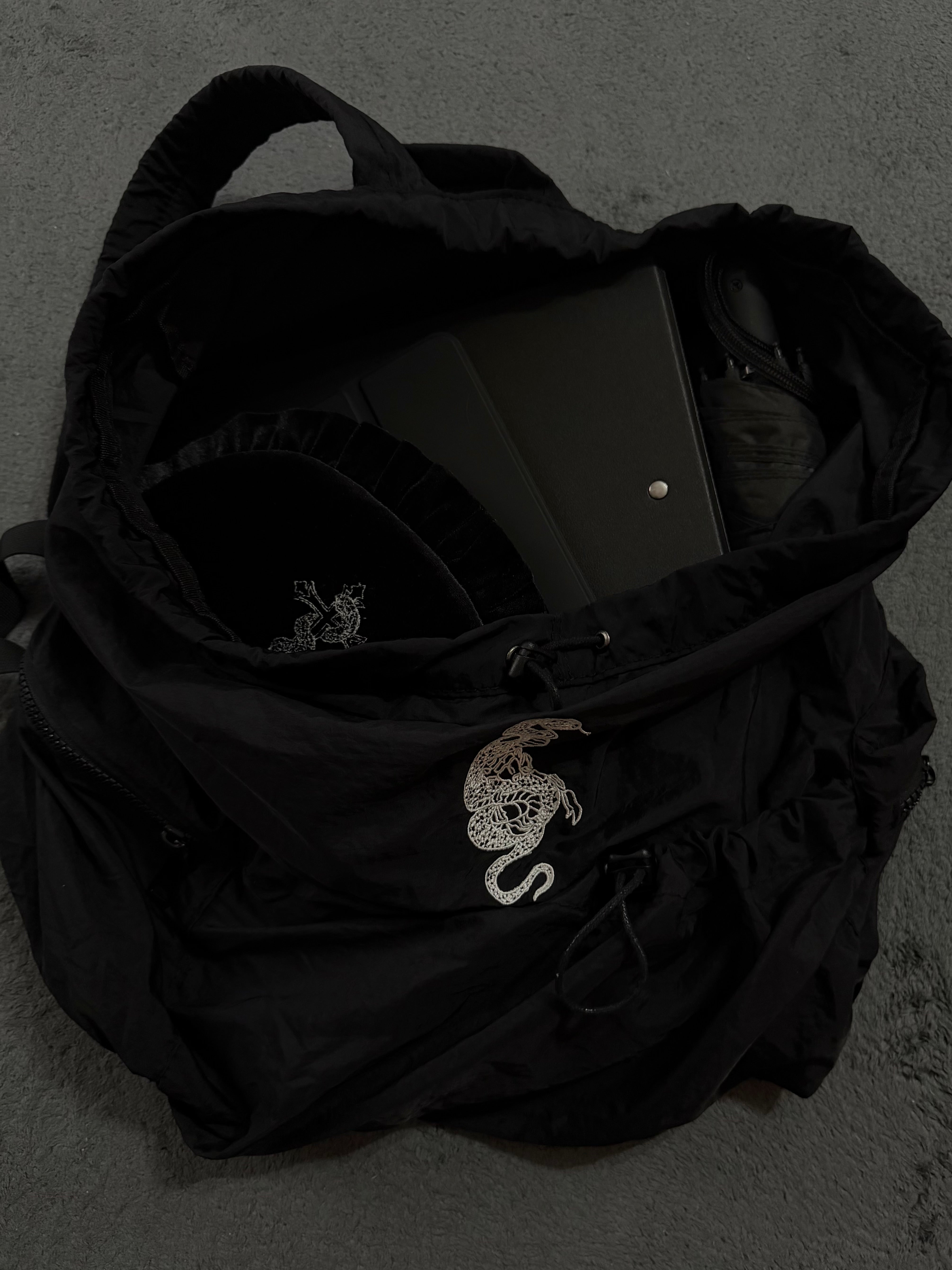 gibous snake scorpion ease Backpack