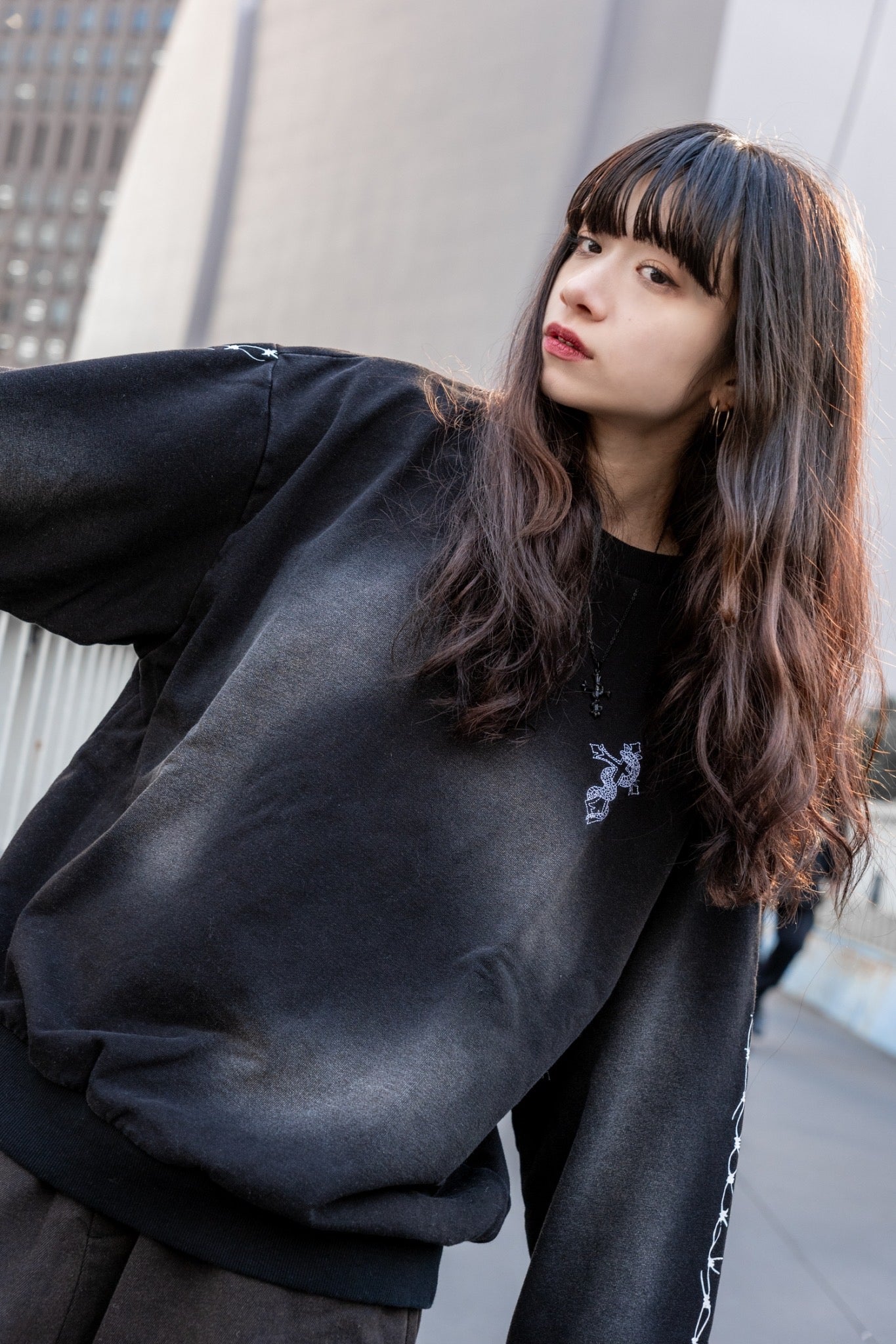 【再販】gibous wash damage snake cross trainer