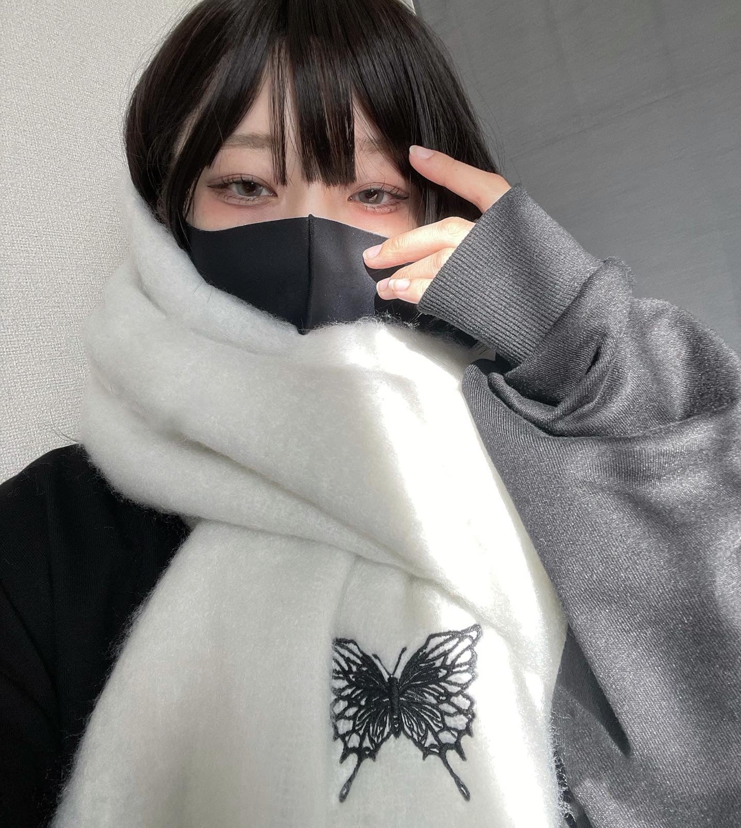 【再販】gibous fluffy scarf snow white
