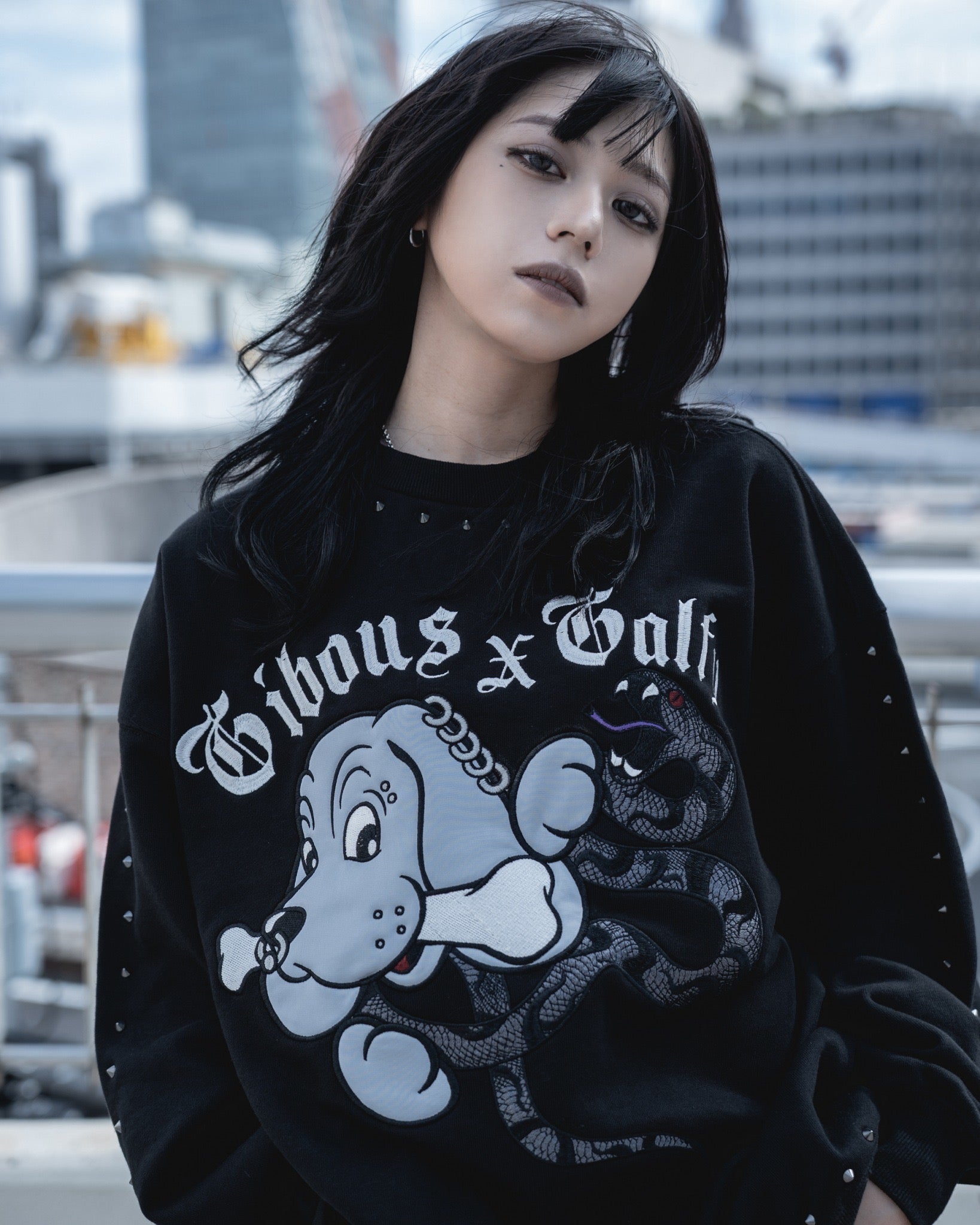 【受注生産】gibous×GALFY snake dog damage studs trainer black