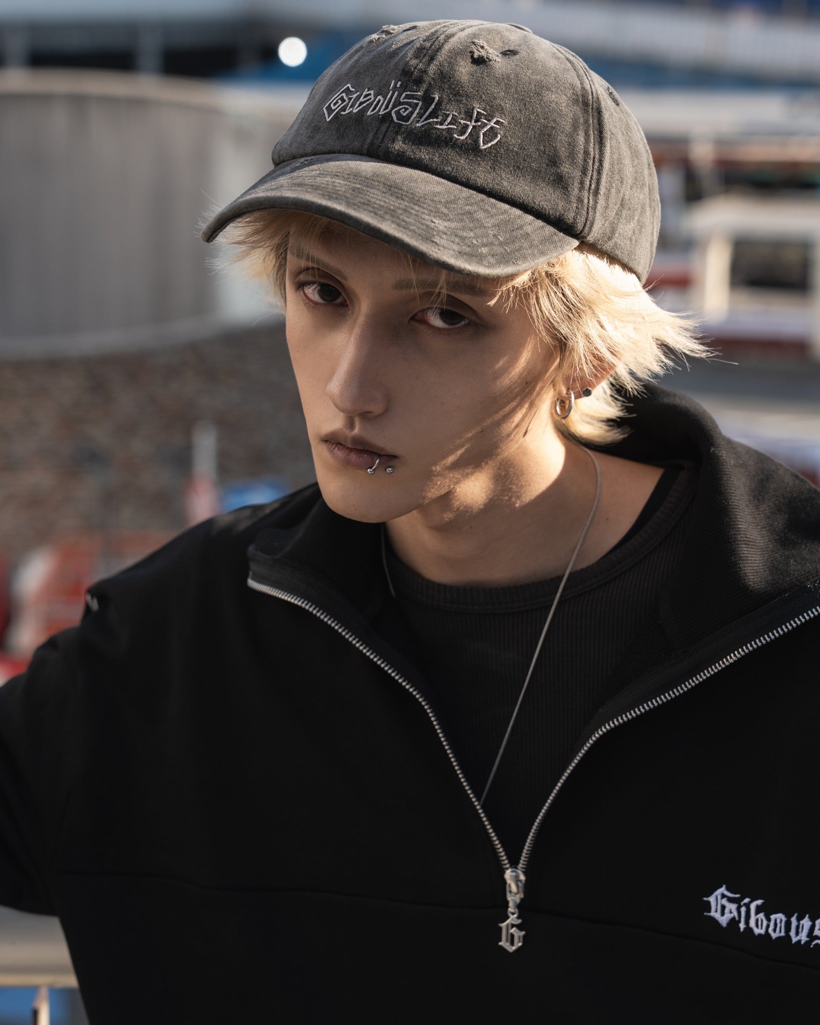 gibous damage life cap dark