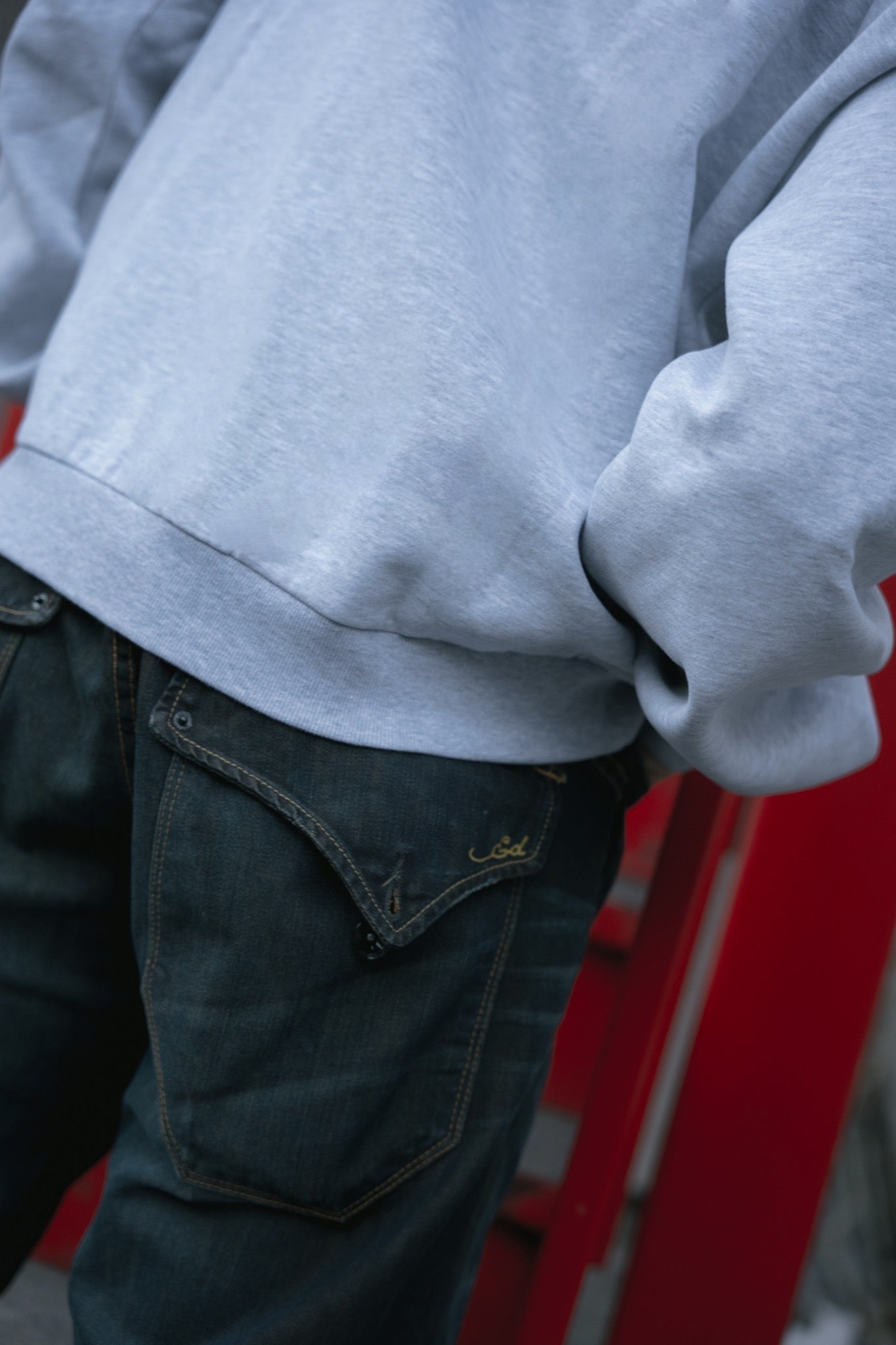 gibous button neck brushed lining sweatshirt gray