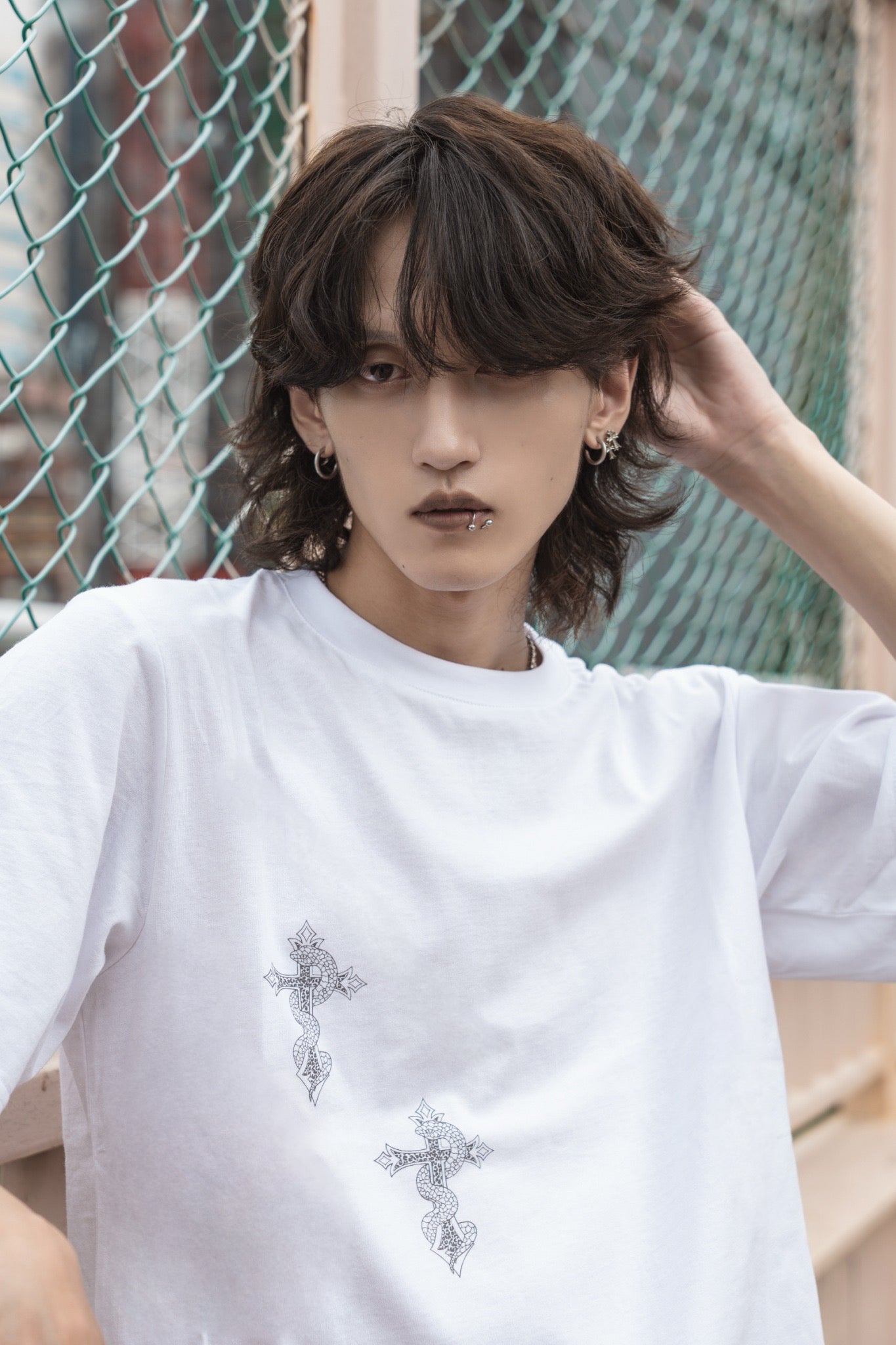 gibous random snake cross t shirt white