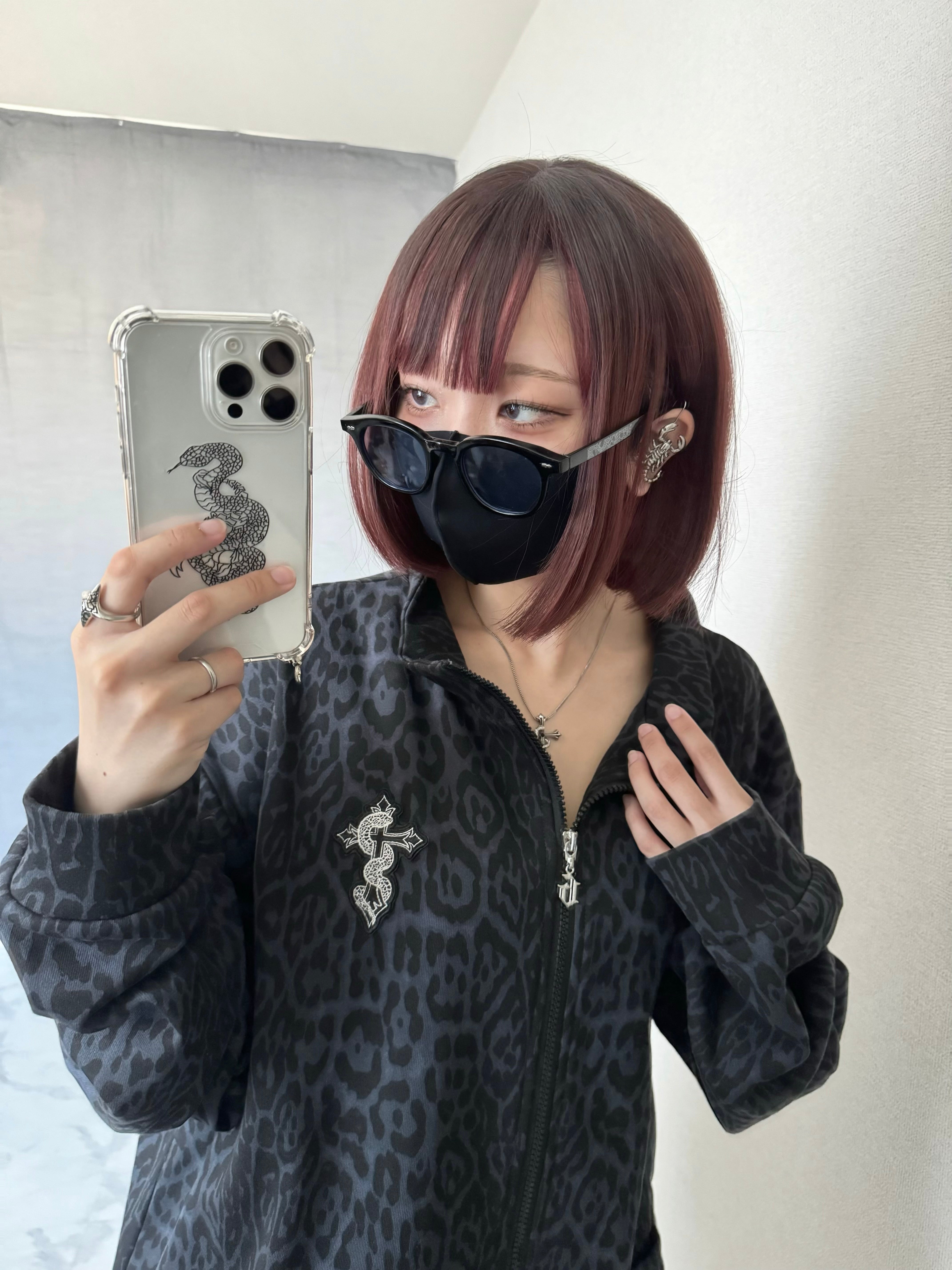 【予約販売】gibous snake scorpion black rimmed sunglasses