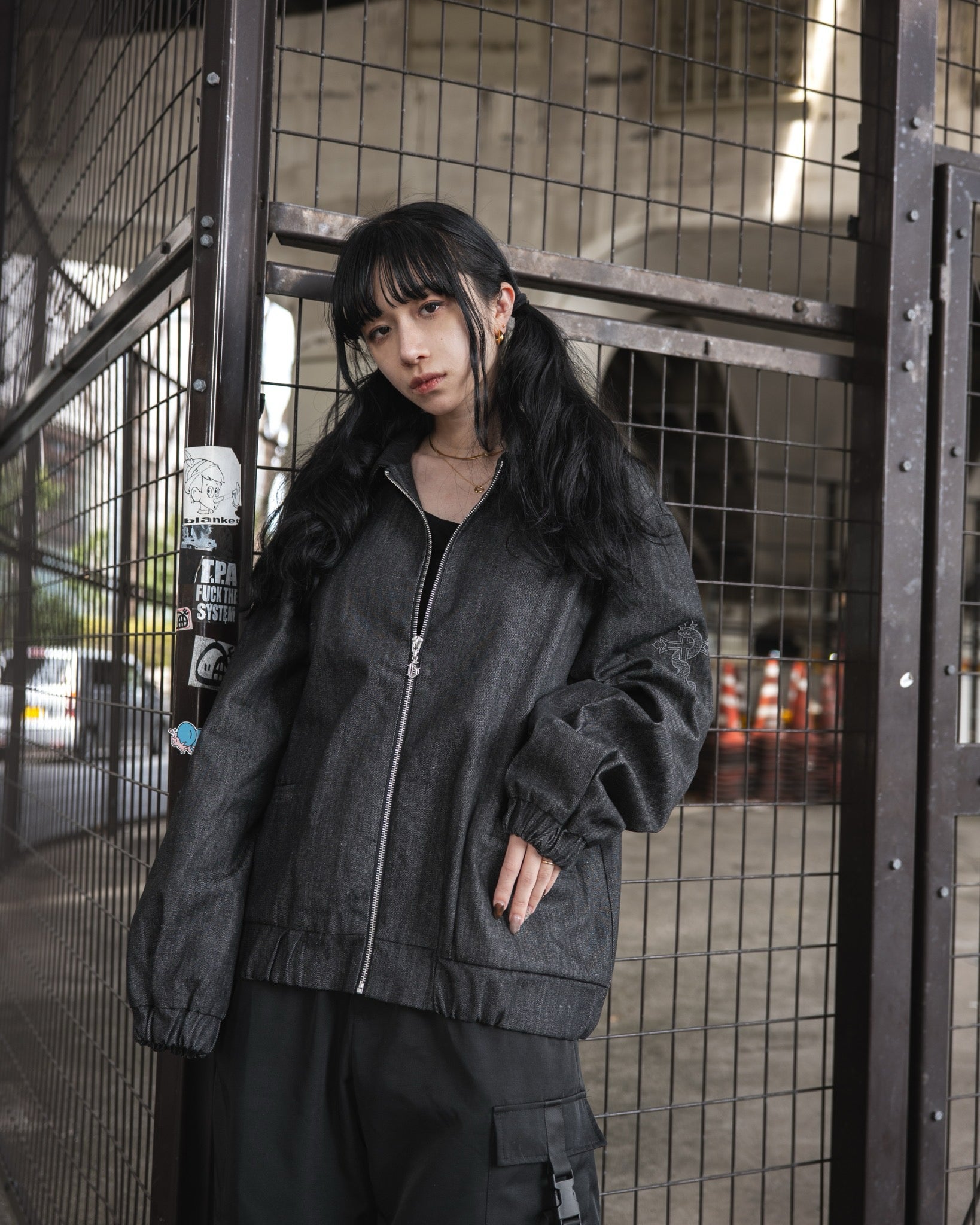 gibous snake cross corduroy denim jacket