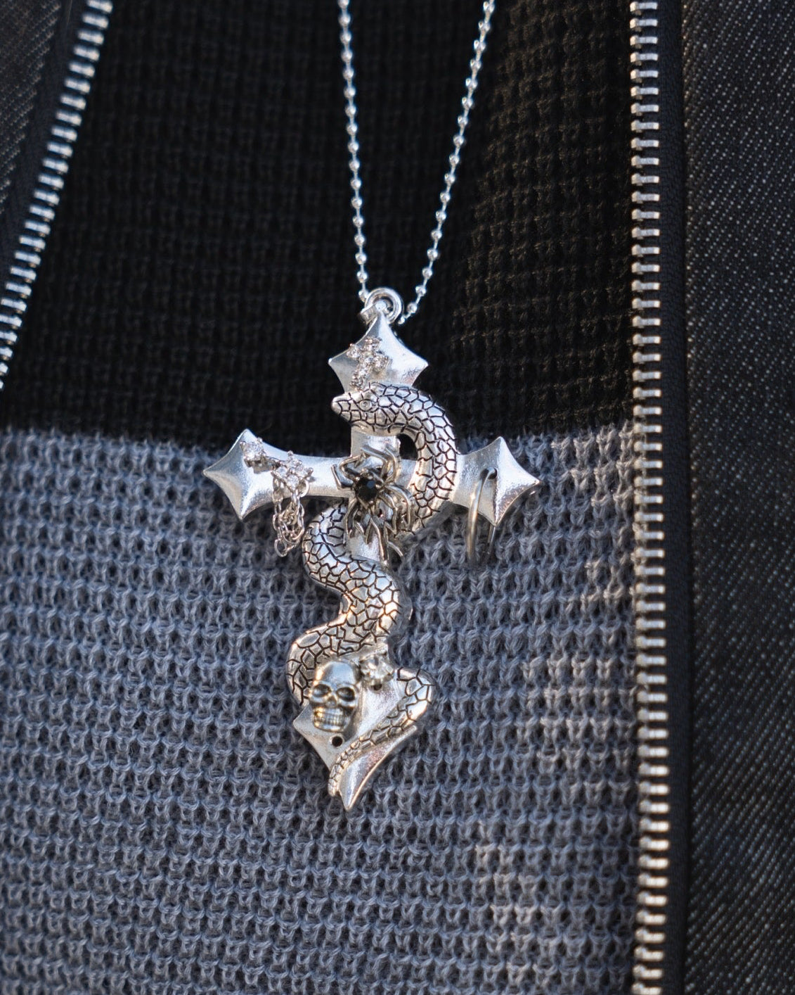 gibous snake cross pierce stock necklace silver