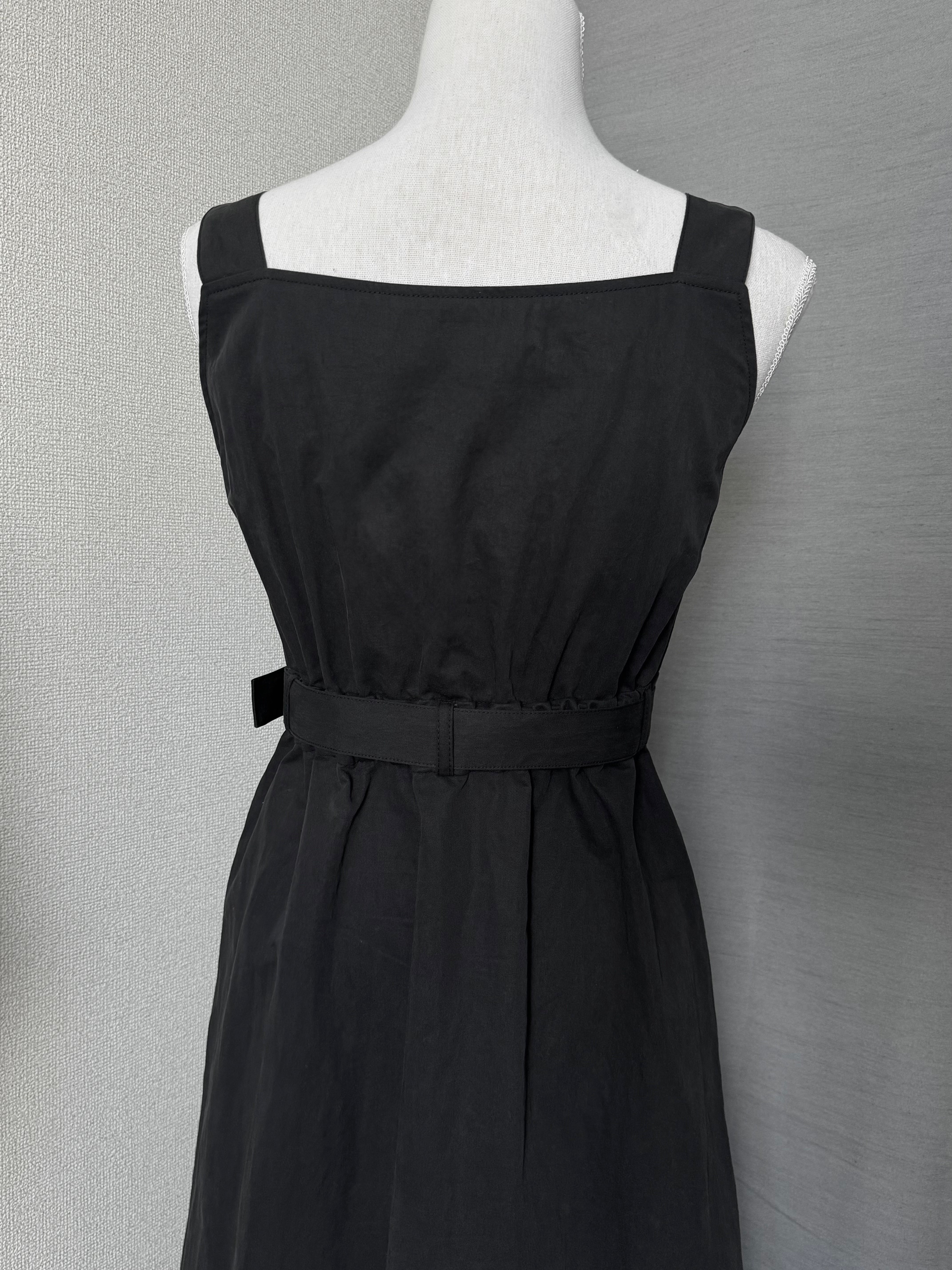 gibous snake cross jumper long skirt