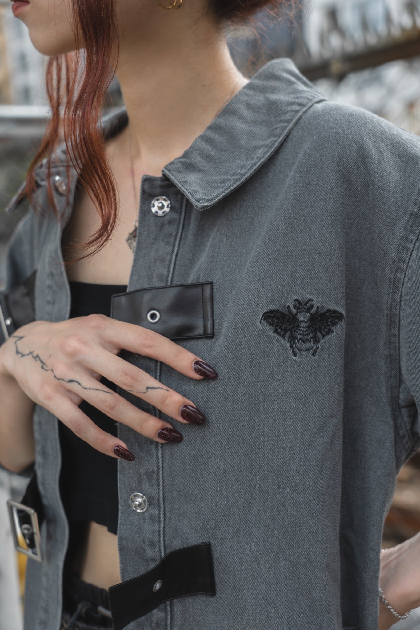 gibous denim belt bee butterfly shirt