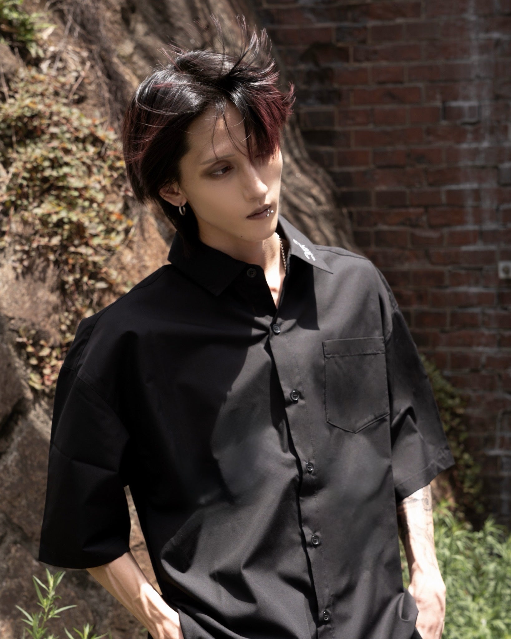 gibous scorpion short sleeve shirt black