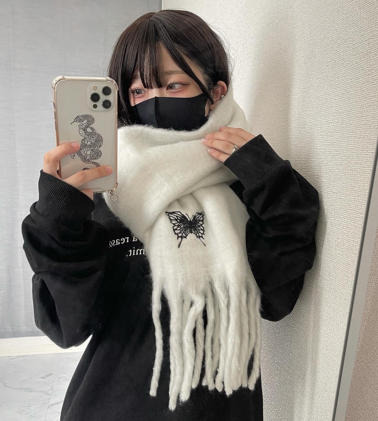 【再販】gibous fluffy scarf snow white