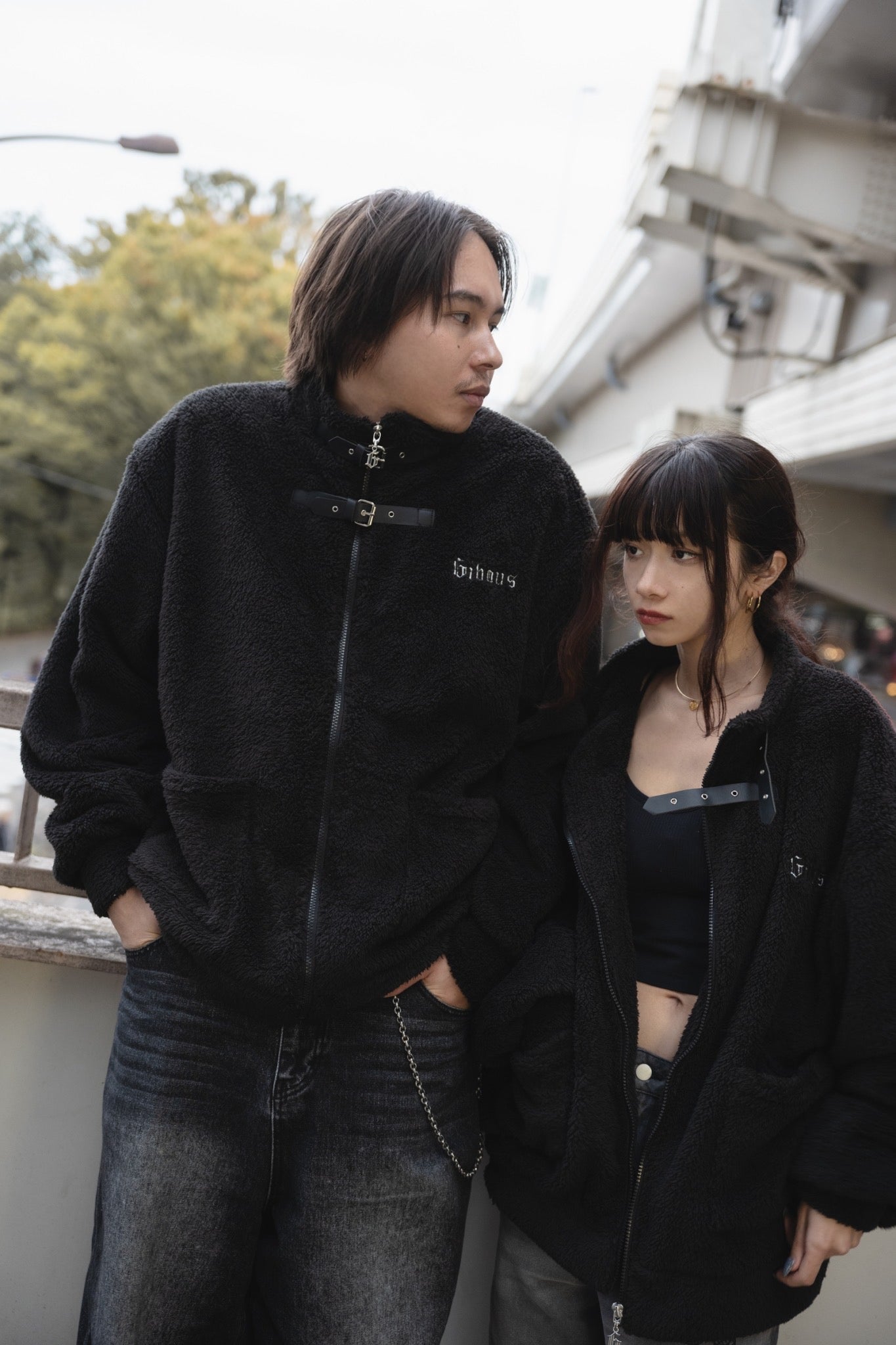 gibous double belt logo boa outer