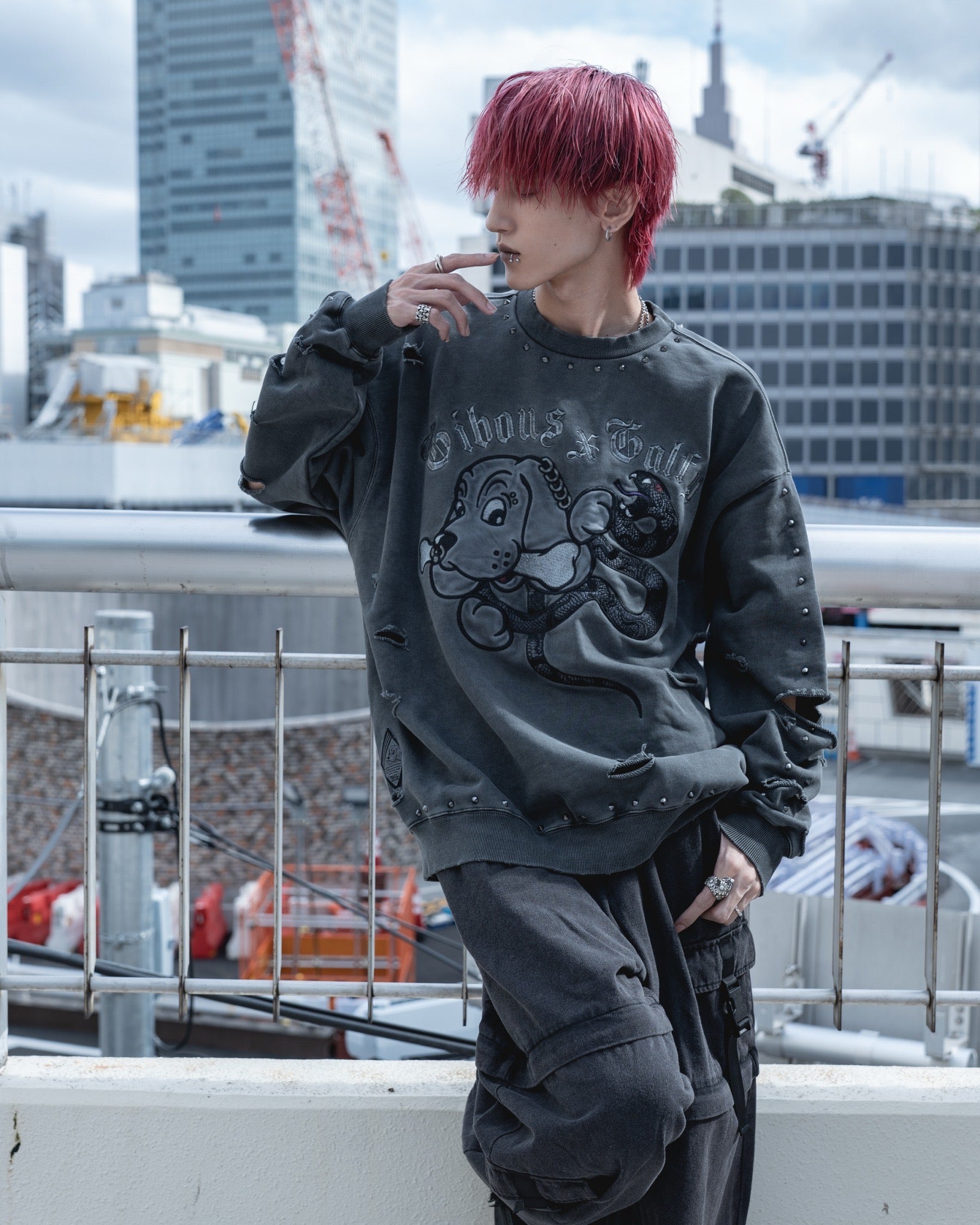 【受注生産】gibous×GALFY snake dog damage studs trainer ink black