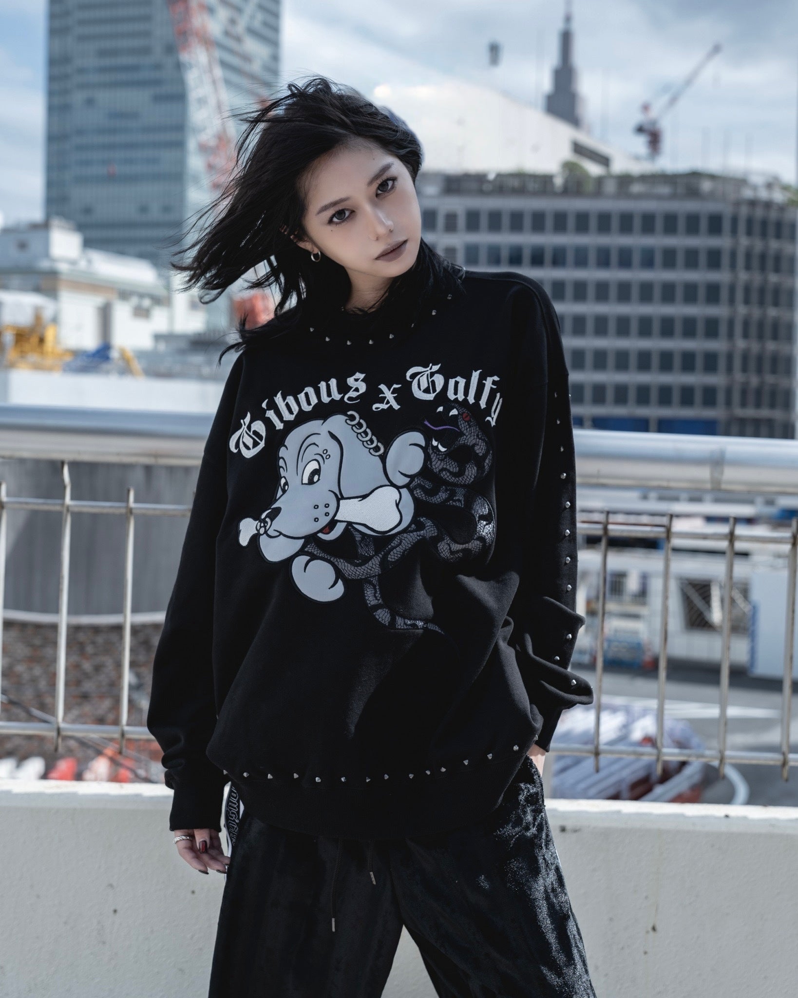 【受注生産】gibous×GALFY snake dog damage studs trainer black