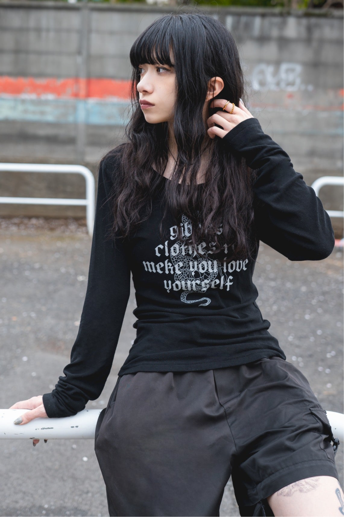gibous snake scorpion waist shaping tops